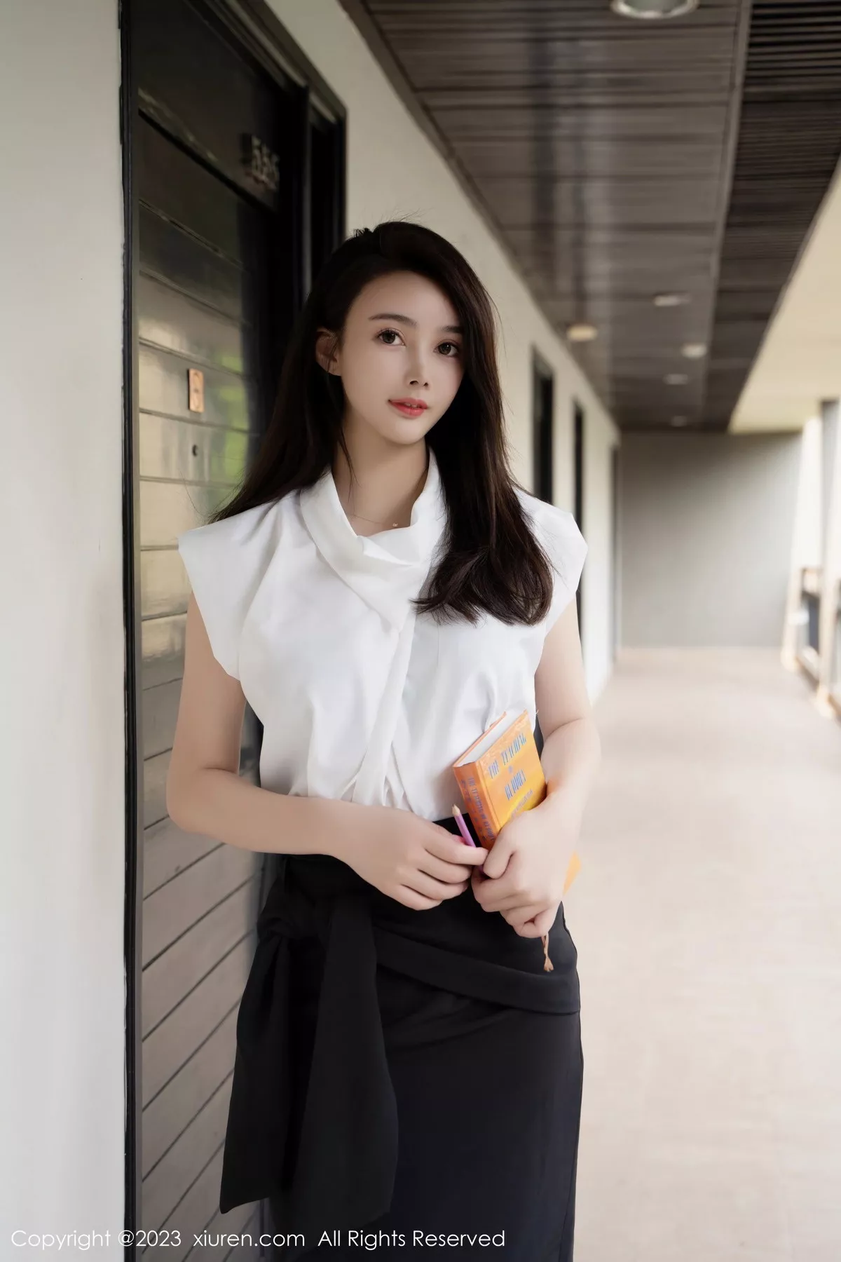 秀人集.com_[XiuRen秀人网]No.7270_模特Summer宝宝性感黑色蕾丝内衣配黑丝袜秀曼妙身姿诱惑写真59P