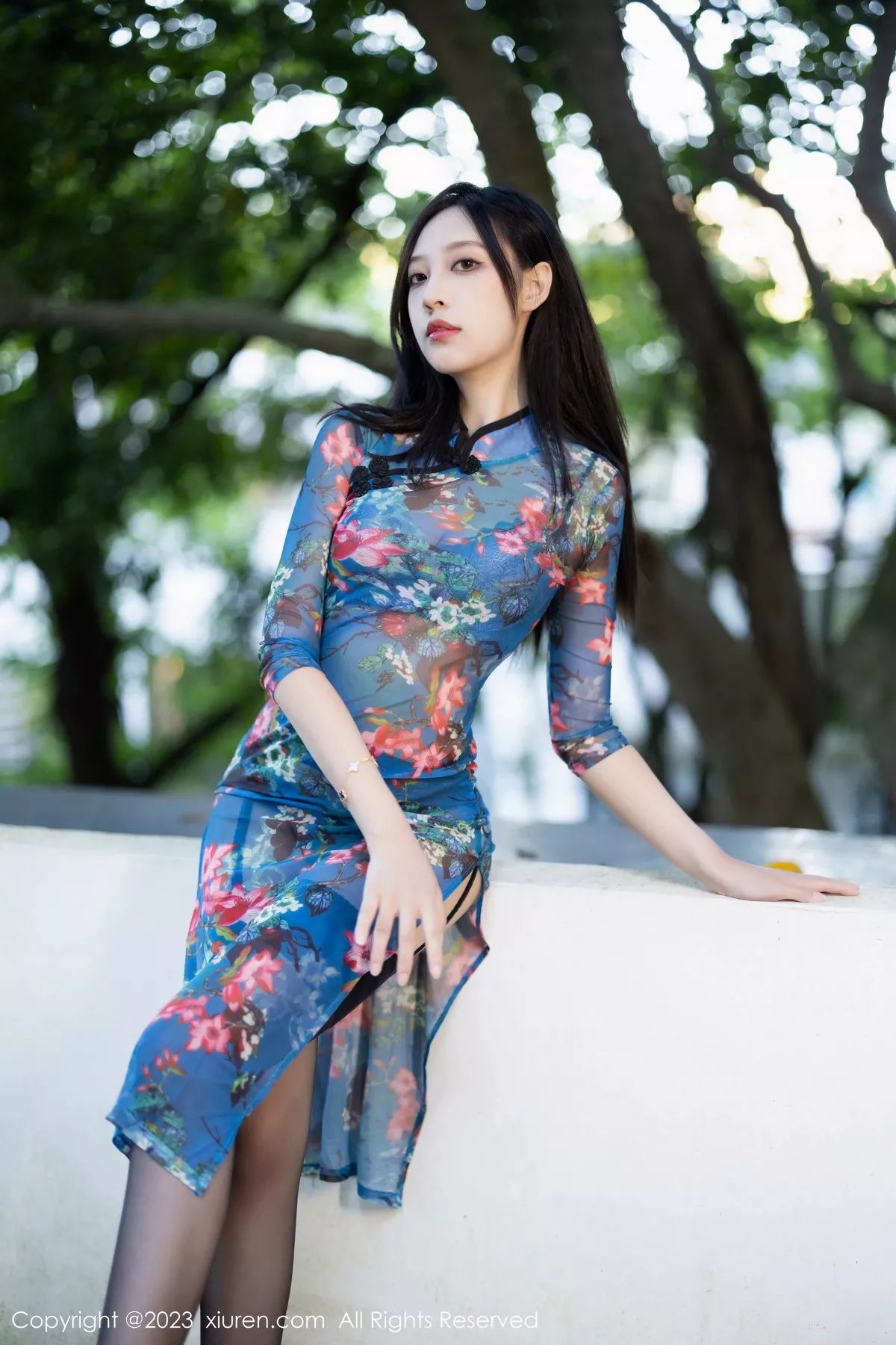 秀人集.com_[XiuRen秀人网]No.7271_模特郑颖姗Bev性感蓝色旗袍露蓝灰蕾丝内衣配黑丝吊袜诱惑写真81P