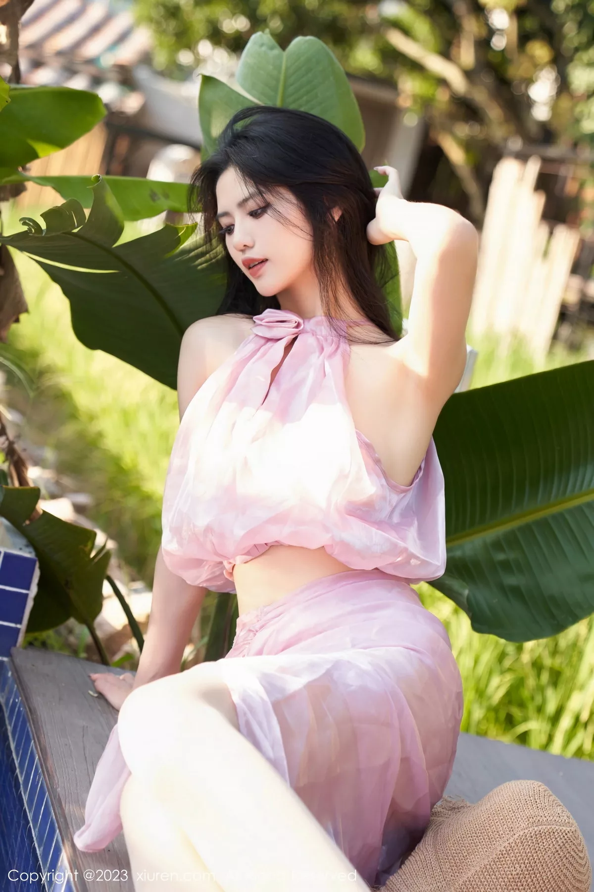 秀人集.com_[XiuRen秀人网]No.7281_模特浅浅Danny户外场景性感玫红薄透套装秀曼妙身姿诱惑写真79P