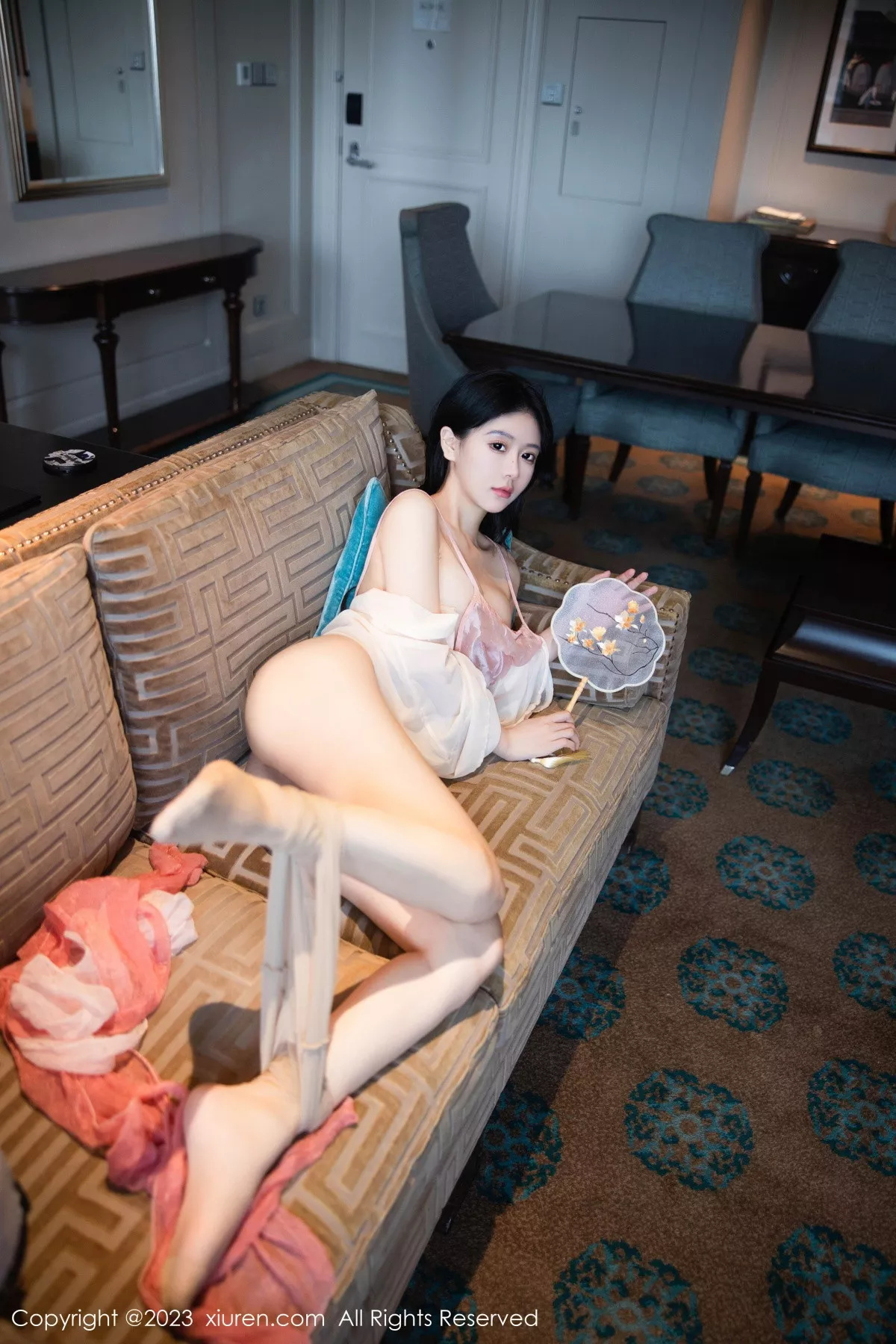 秀人集.com_[XiuRen秀人网]No.7290_模特幼幼性感粉色古装服饰配超薄无内肉丝秀惹火身材诱惑写真88P