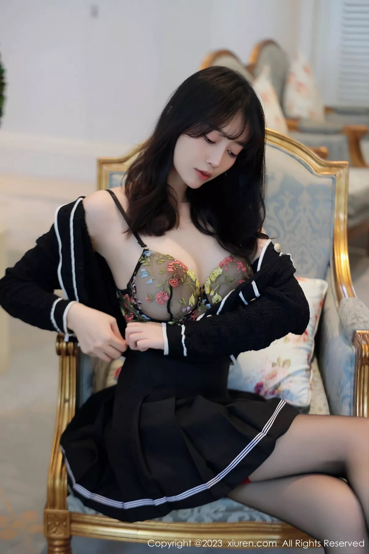 秀人集.com_[XiuRen秀人网]No.7287_模特玥儿玥er半脱露性感黑色薄纱内衣配黑丝吊袜秀美腿诱惑写真82P