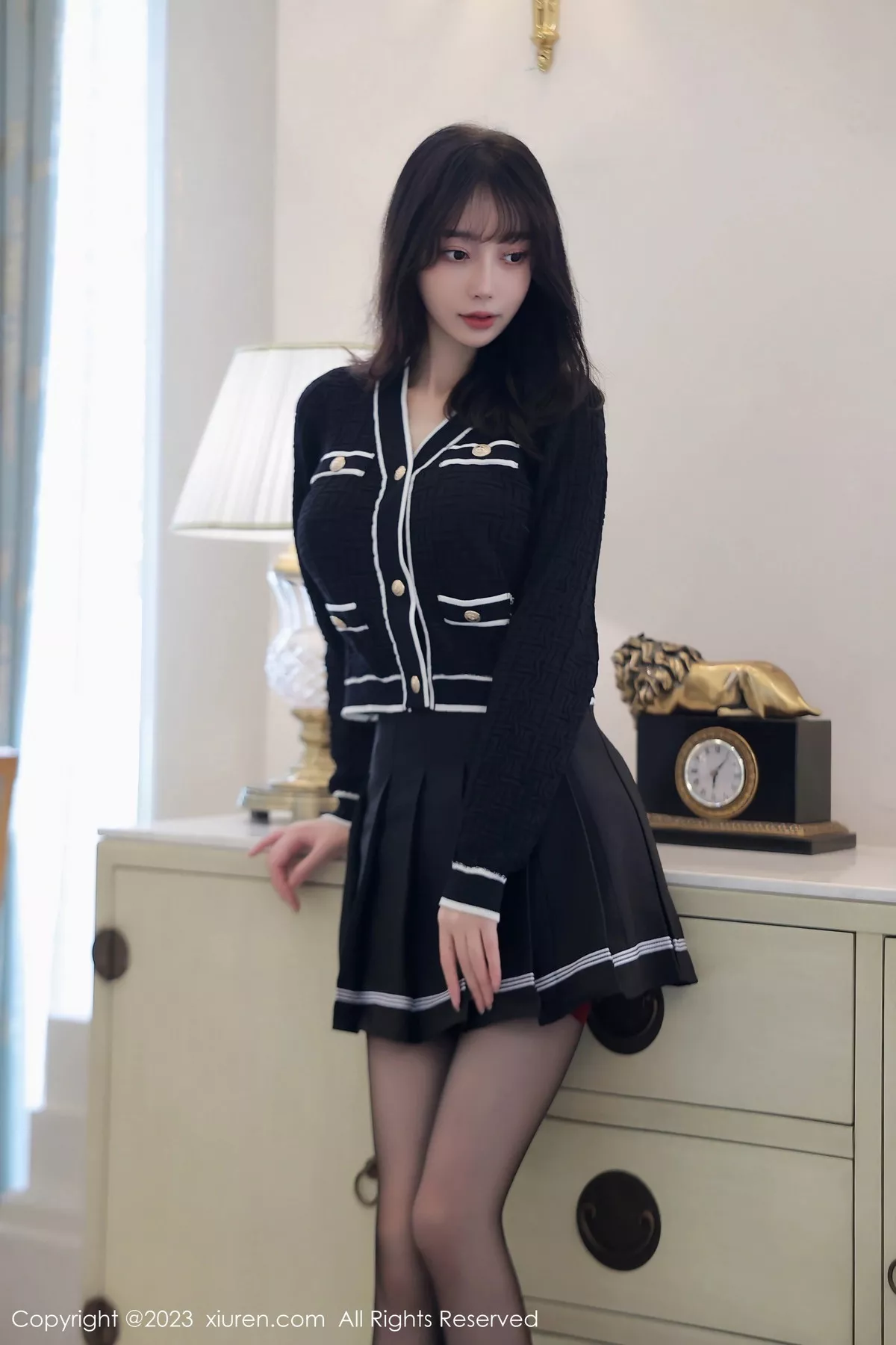 秀人集.com_[XiuRen秀人网]No.7287_模特玥儿玥er半脱露性感黑色薄纱内衣配黑丝吊袜秀美腿诱惑写真82P