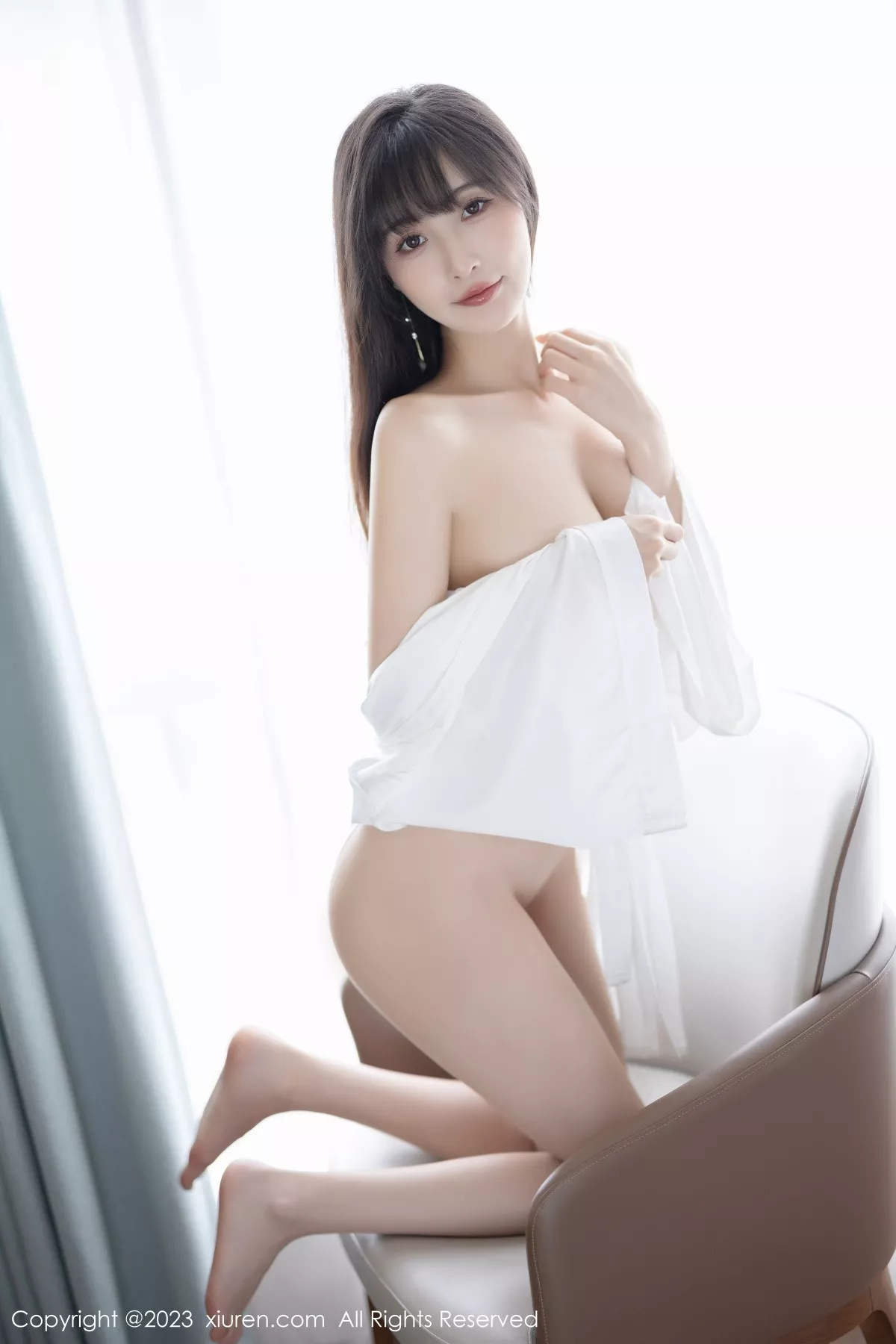 秀人集.com_[XiuRen秀人网]No.7297_模特林星阑性感白色连衣长裙配凉高跟半撩秀翘臀美腿诱惑写真84P