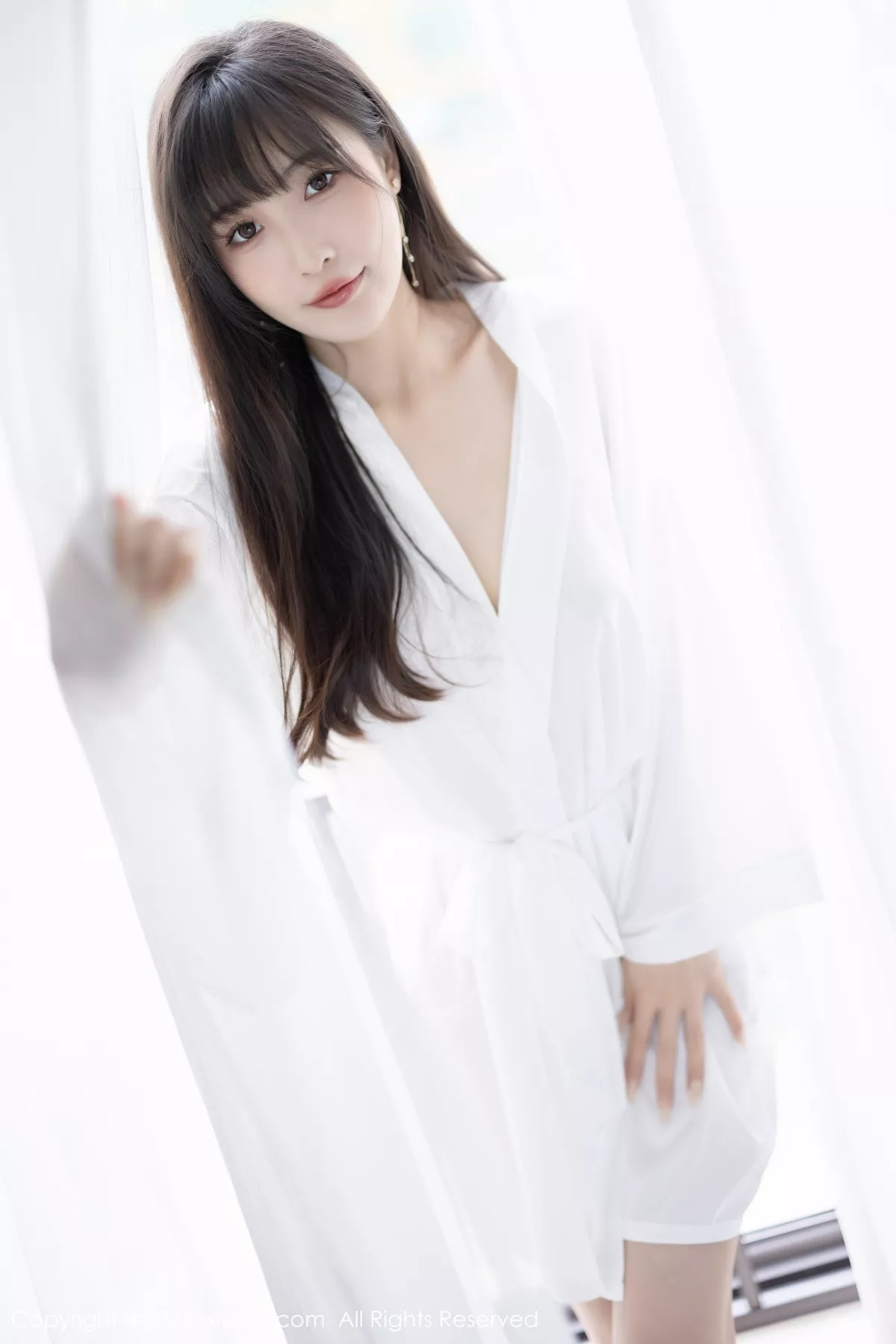 秀人集.com_[XiuRen秀人网]No.7297_模特林星阑性感白色连衣长裙配凉高跟半撩秀翘臀美腿诱惑写真84P