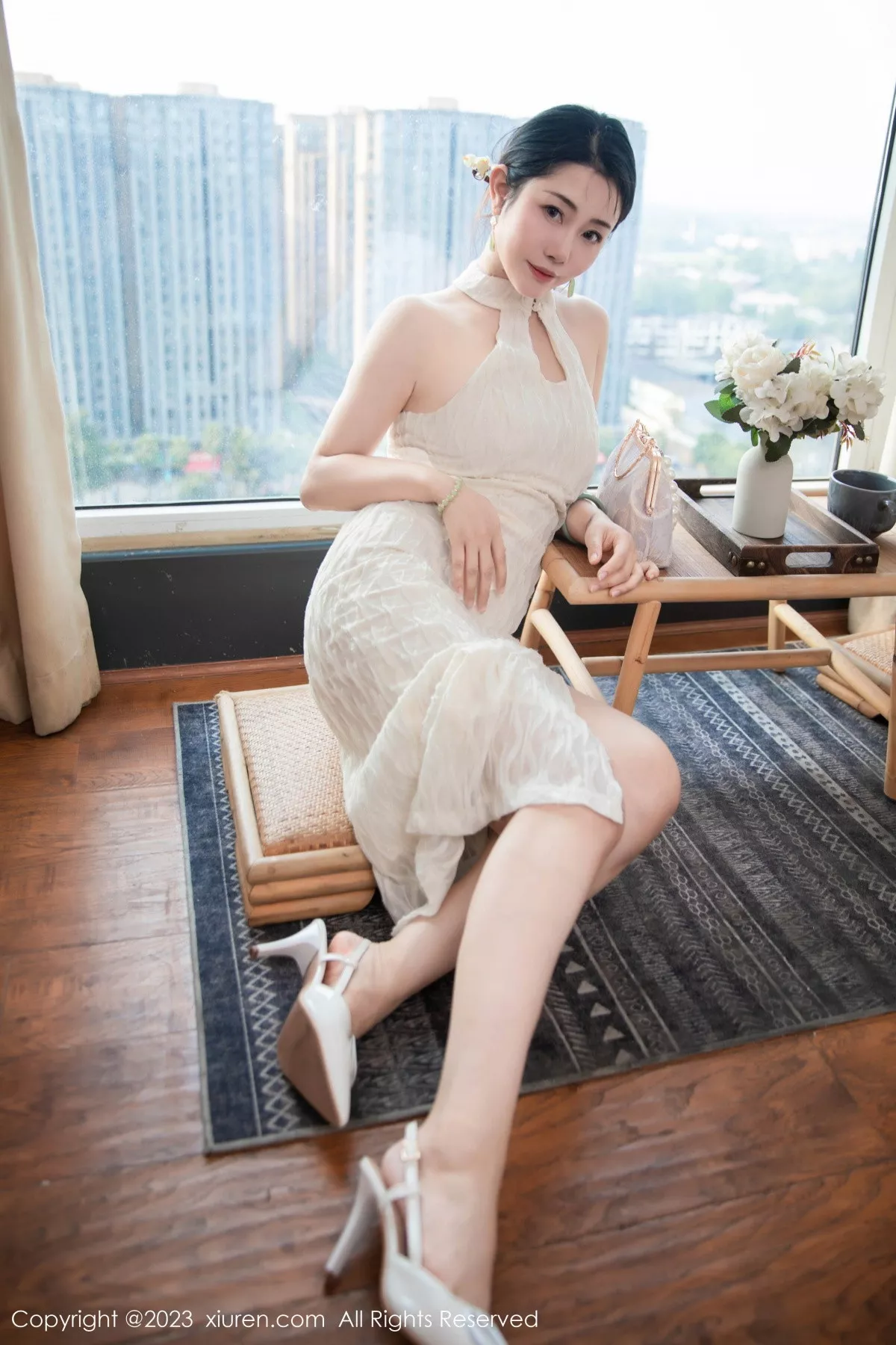 秀人集.com_[XiuRen秀人网]No.7435_模特严利娅Yuliya性感白色旗袍服饰秀婀娜身姿完美诱惑写真71P