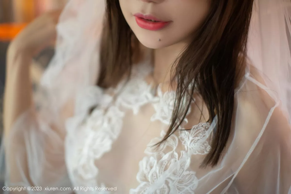 秀人集.com_[XiuRen秀人网]No.7456_模特绮里嘉ula性感白色婚纱服饰配白色丝袜秀惹火身材诱惑写真80P