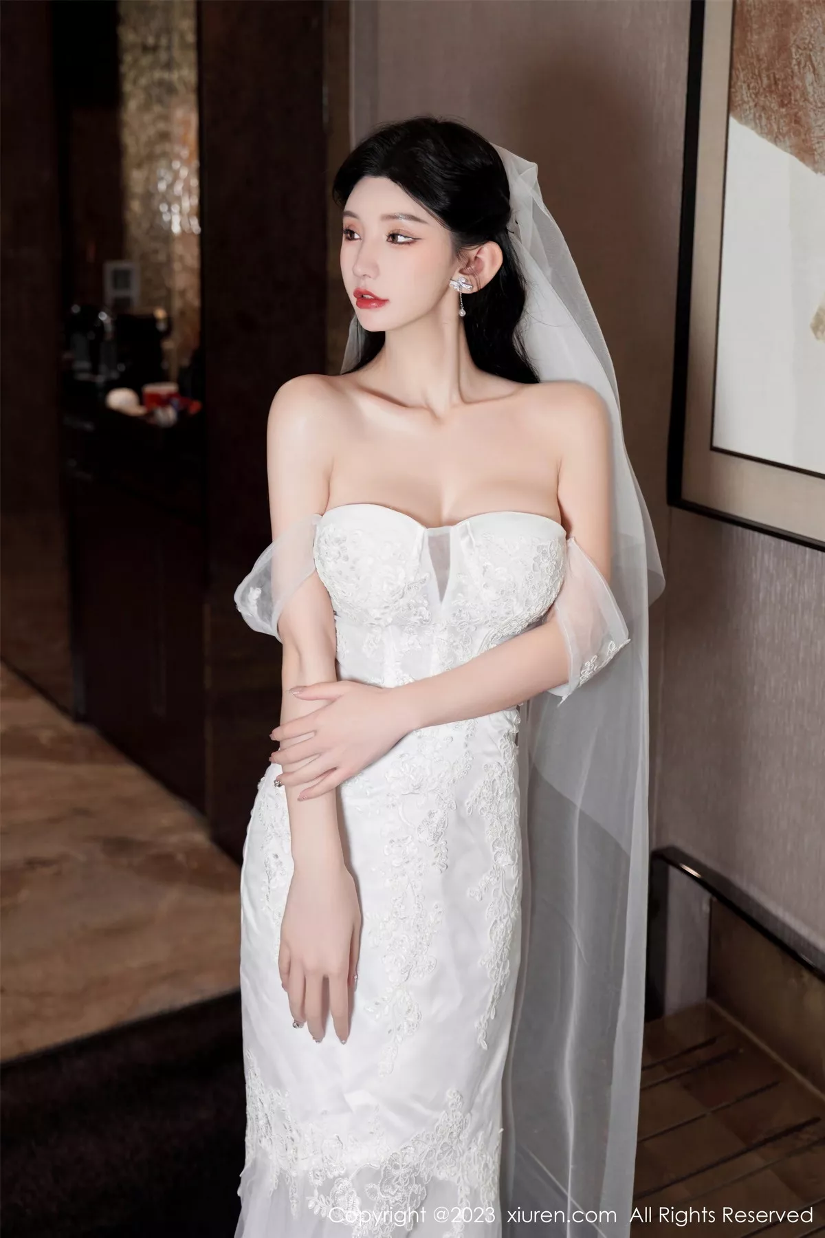 秀人集.com_[XiuRen秀人网]No.7463_女神周于希Sally性感白色婚纱+白色蕾丝情趣服饰完美诱惑写真100P