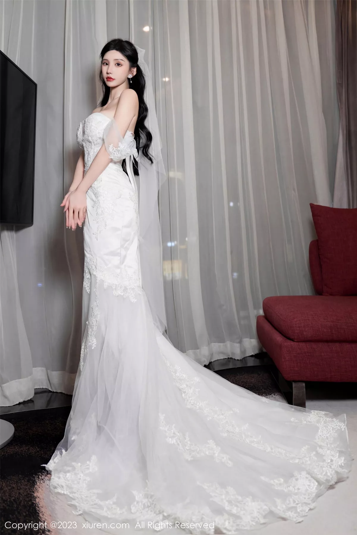 秀人集.com_[XiuRen秀人网]No.7463_女神周于希Sally性感白色婚纱+白色蕾丝情趣服饰完美诱惑写真100P