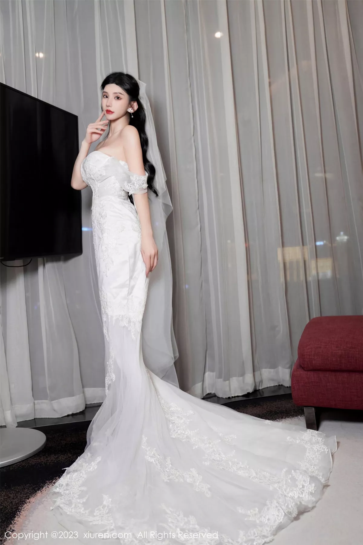 秀人集.com_[XiuRen秀人网]No.7463_女神周于希Sally性感白色婚纱+白色蕾丝情趣服饰完美诱惑写真100P