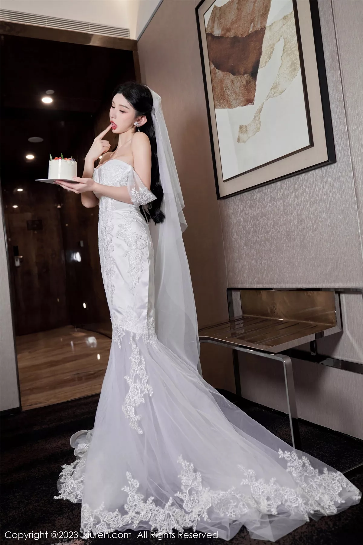 秀人集.com_[XiuRen秀人网]No.7463_女神周于希Sally性感白色婚纱+白色蕾丝情趣服饰完美诱惑写真100P