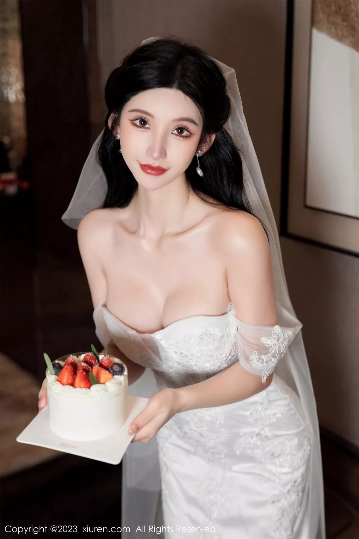 秀人集.com_[XiuRen秀人网]No.7463_女神周于希Sally性感白色婚纱+白色蕾丝情趣服饰完美诱惑写真100P