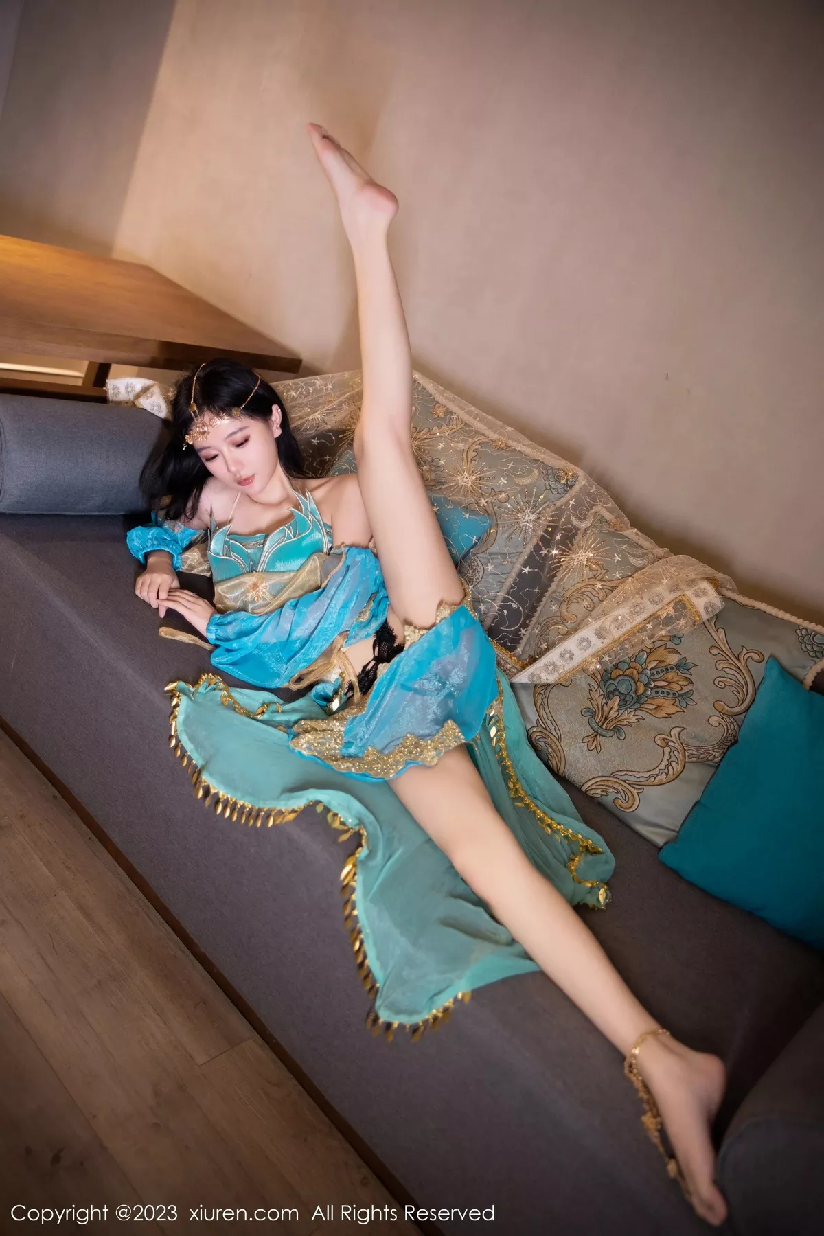 秀人集.com_[XiuRen秀人网]No.7469_模特幼幼性感蓝色西域舞娘短裙露黑色内裤秀白嫩美腿诱惑写真82P