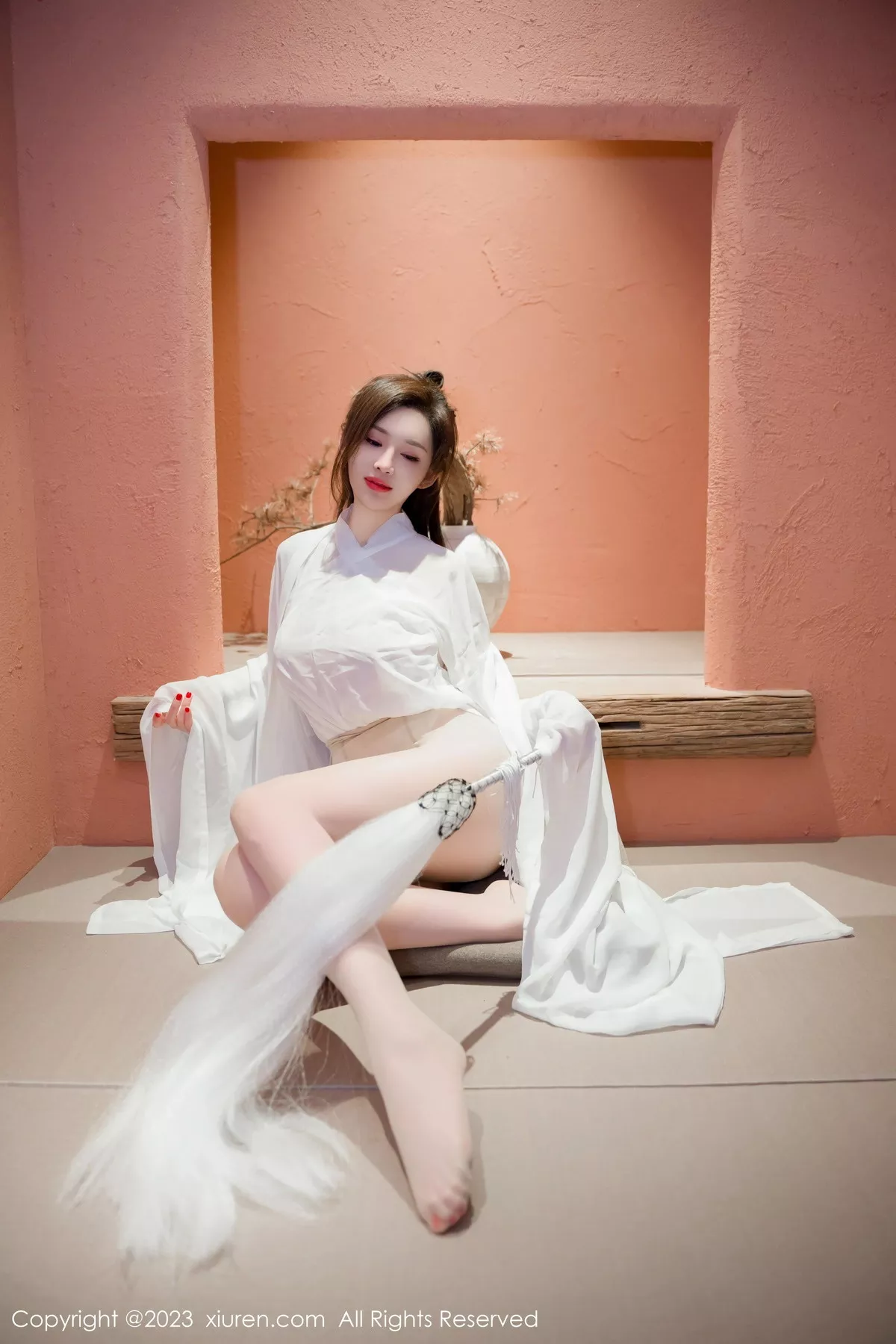 秀人集.com_[XiuRen秀人网]No.7466_女神Carol周妍希仙姑造型白色道袍服配超薄肉丝秀美腿诱惑写真95P