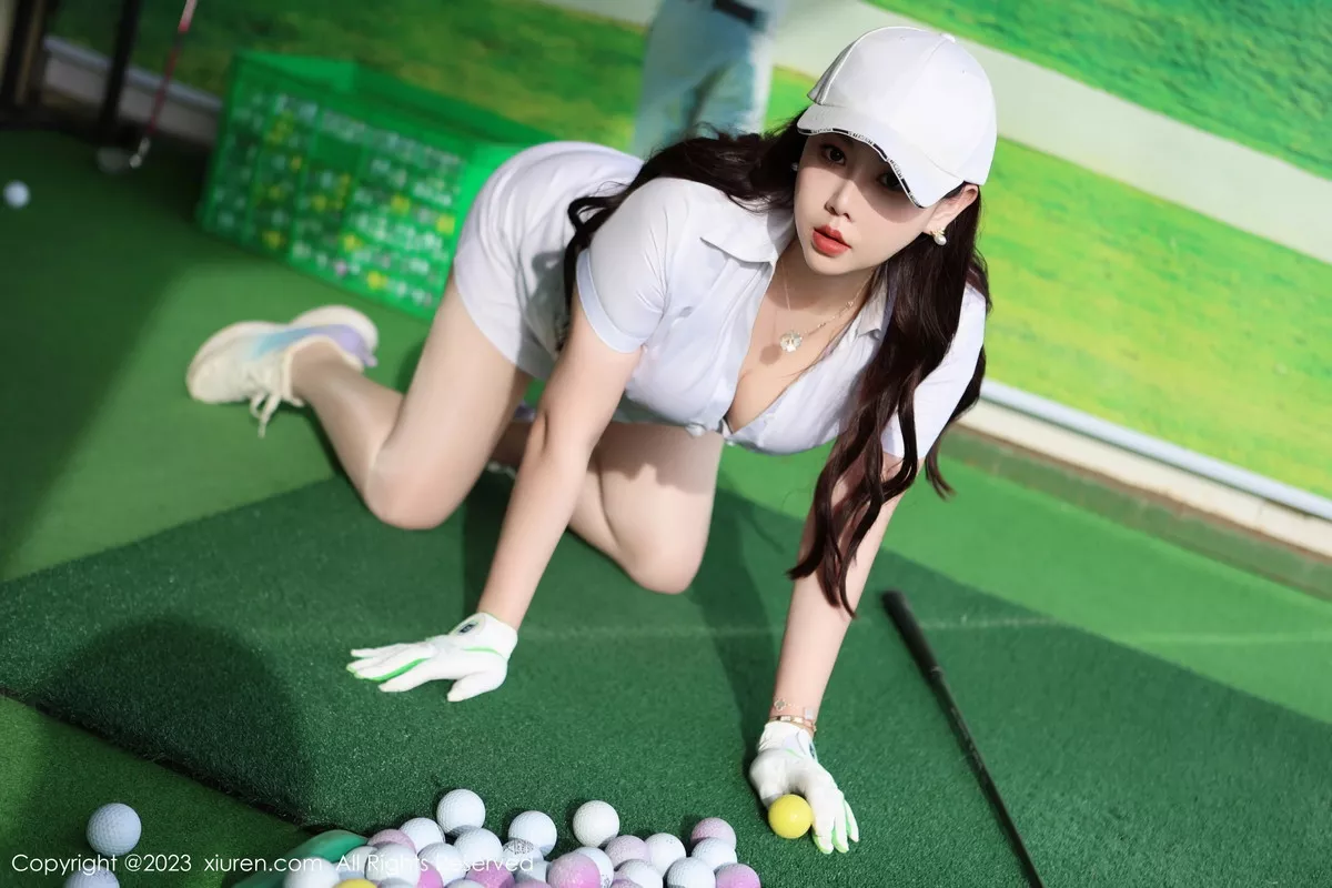 秀人集.com_[XiuRen秀人网]No.7465_模特王婉悠Queen白色运动服饰配开档肉丝秀惹火身材诱惑写真89P