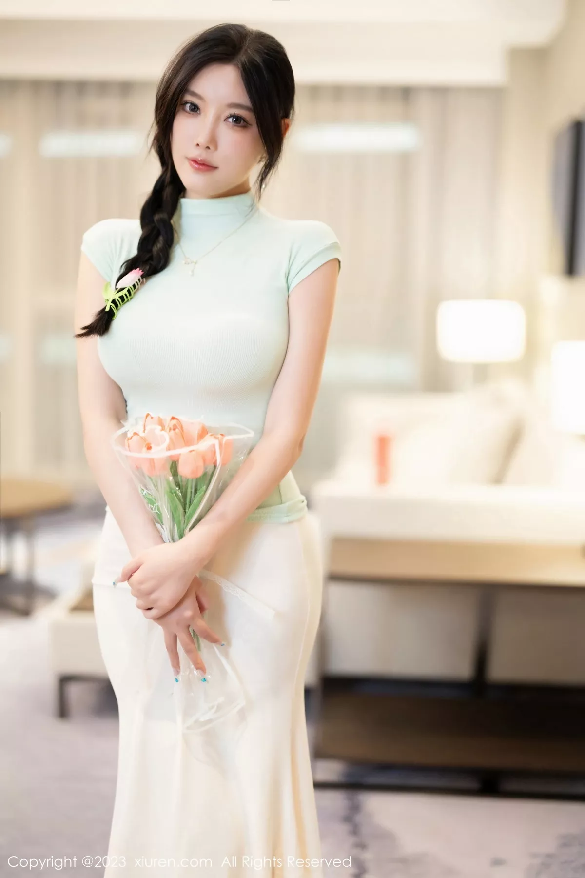 秀人集.com_[XiuRen秀人网]No.7481_女神杨晨晨Yome淡绿色上衣露白色蕾丝内衣秀丰腴身材诱惑写真84P