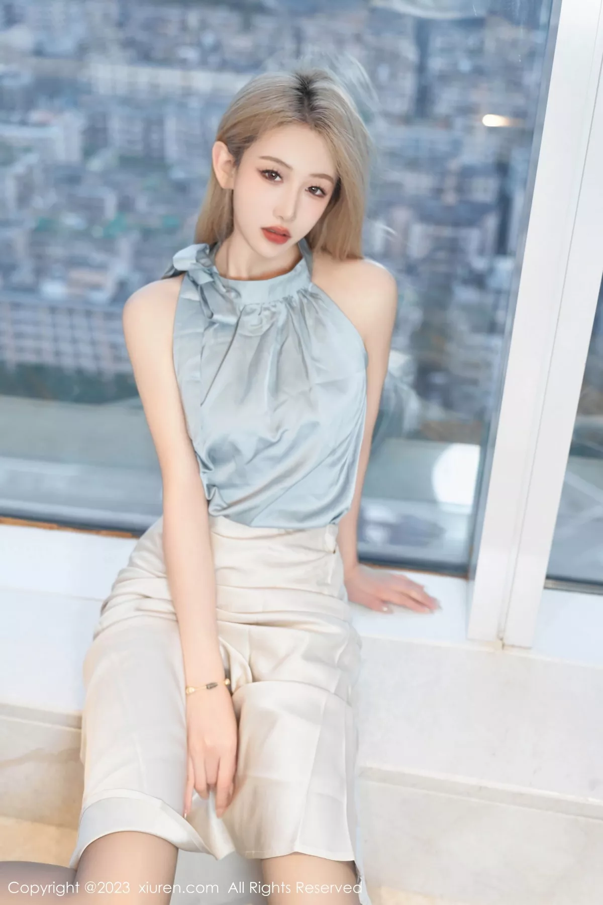 秀人集.com_[XiuRen秀人网]No.7500_模特沈青黛性感白色蕾丝内衣配超薄灰丝秀完美身材诱惑写真100P