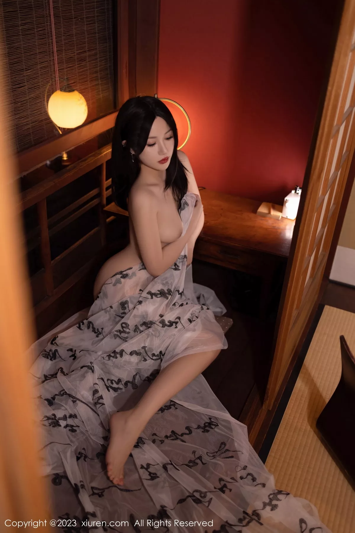 秀人集.com_[XiuRen秀人网]No.7507_模特鱼子酱Fish性感黑色情趣旗袍配黑丝袜秀曼妙身姿诱惑写真76P