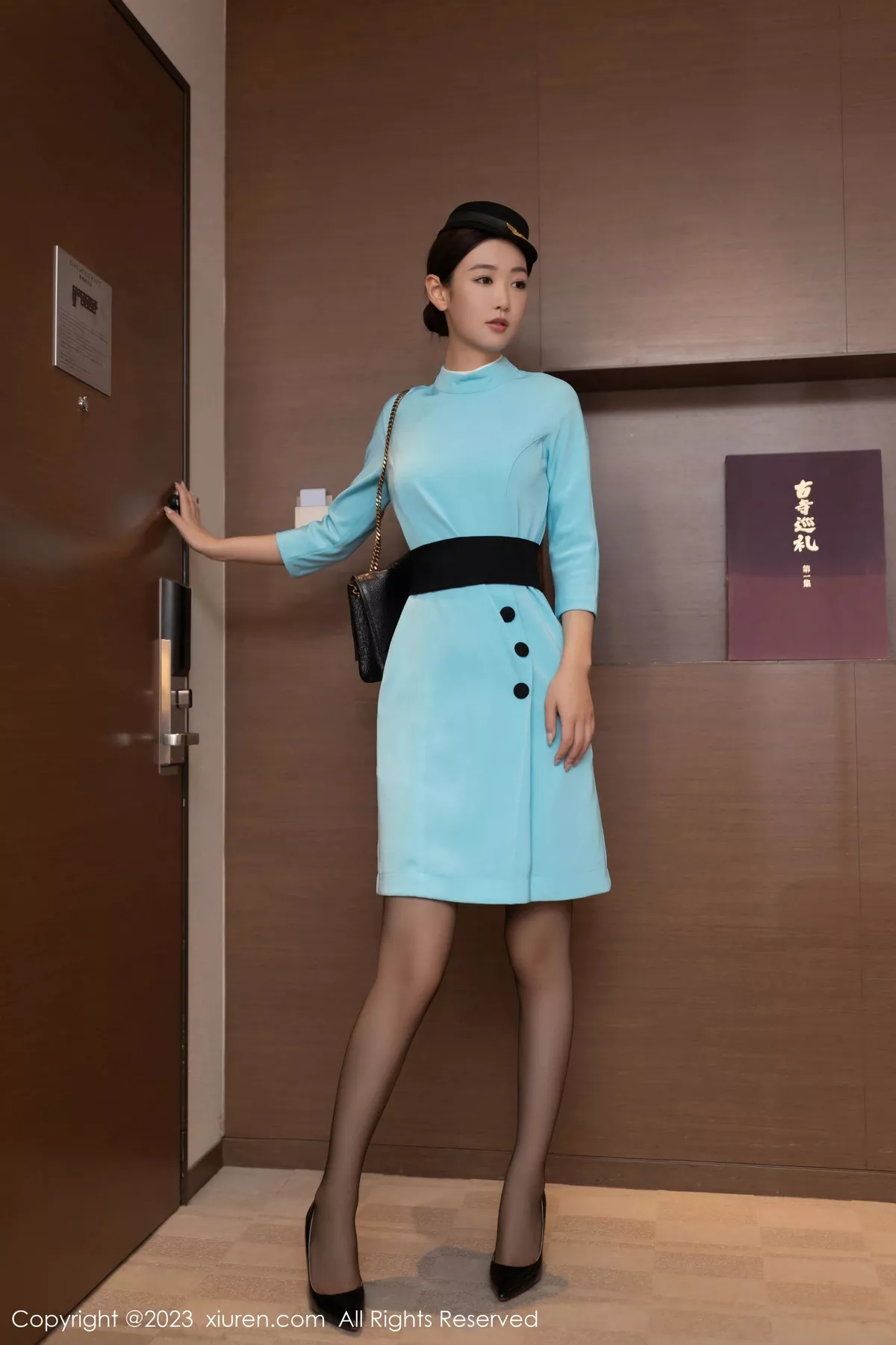 秀人集.com_[XiuRen秀人网]No.7516_模特唐安琪蓝色空姐制服露白色蕾丝内衣配超薄黑丝完美诱惑写真80P
