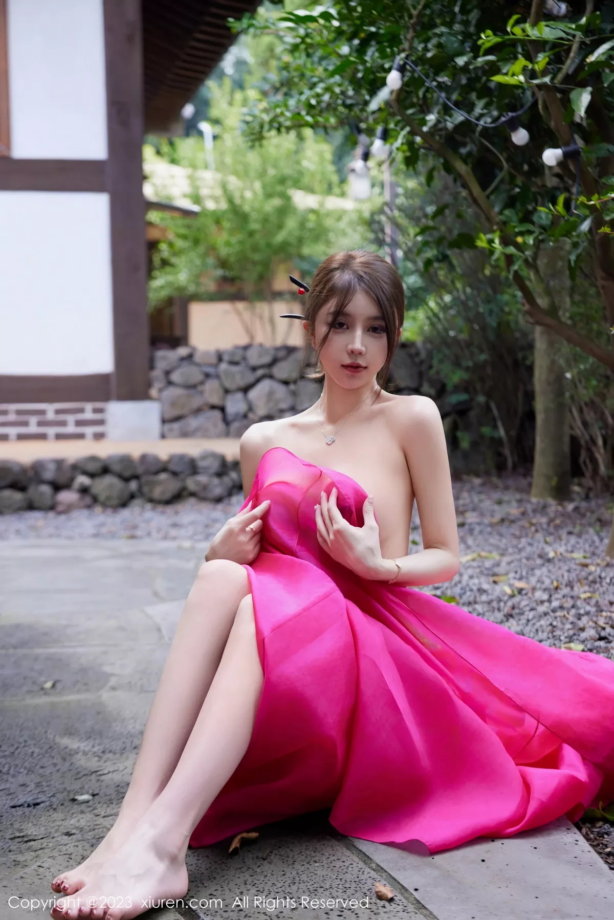 秀人集.com_[XiuRen秀人网]No.7522_模特tina_甜仔性感红色大长今服饰半脱秀凹凸身材惹火诱惑写真58P