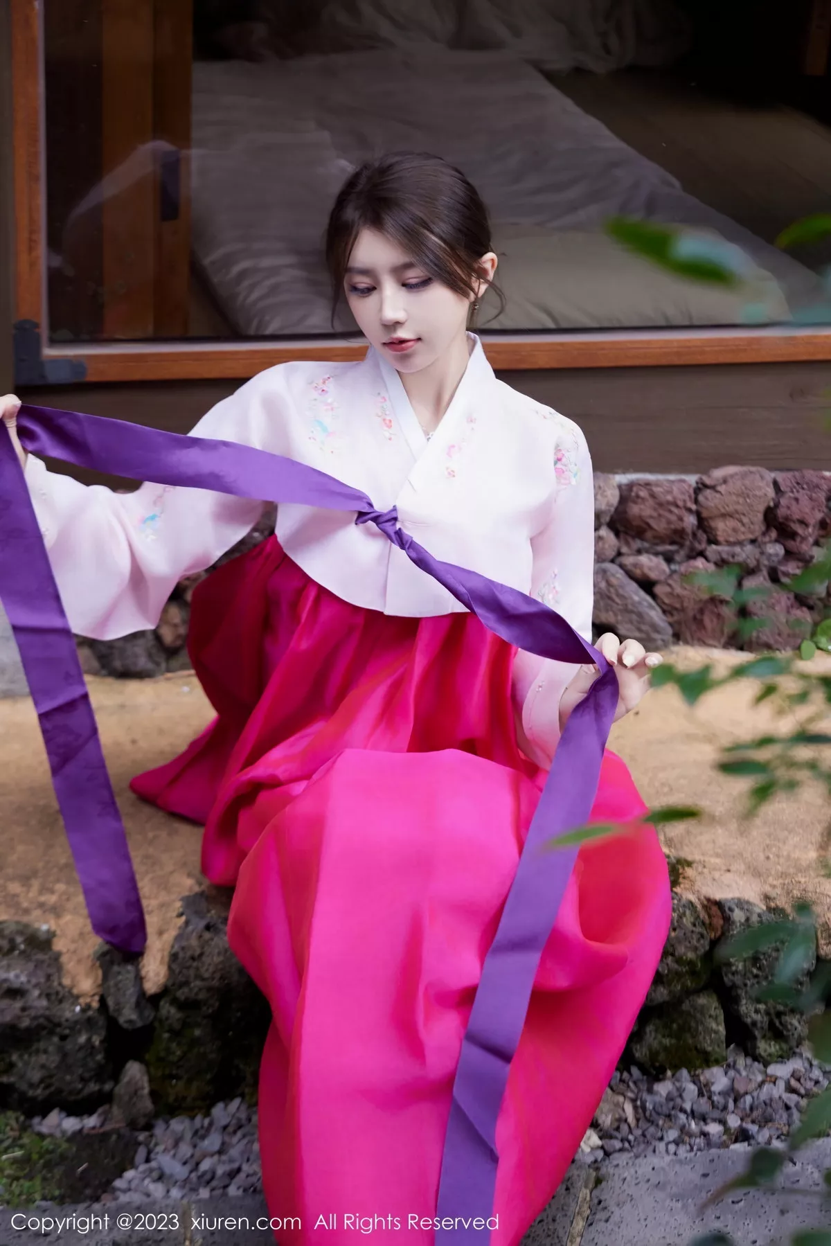 秀人集.com_[XiuRen秀人网]No.7522_模特tina_甜仔性感红色大长今服饰半脱秀凹凸身材惹火诱惑写真58P