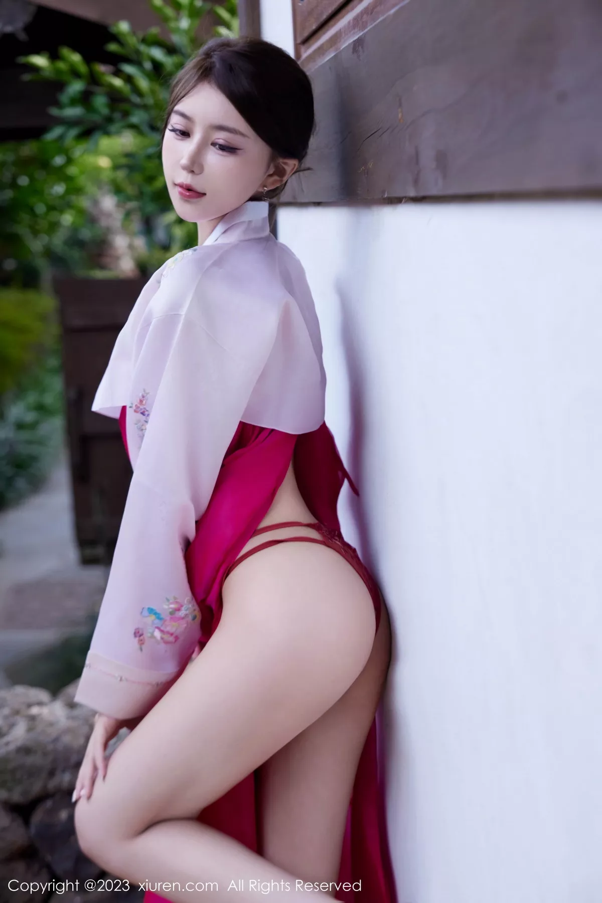 秀人集.com_[XiuRen秀人网]No.7522_模特tina_甜仔性感红色大长今服饰半脱秀凹凸身材惹火诱惑写真58P