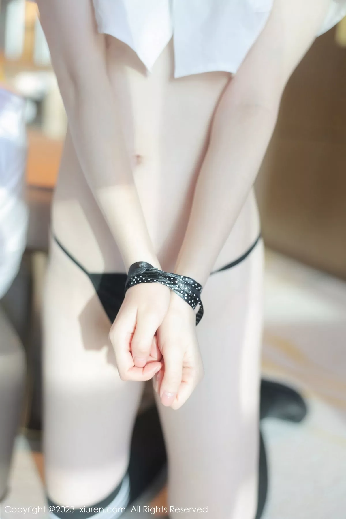 秀人集.com_[XiuRen秀人网]No.7534_模特林悠悠性感短款白T配黑色短裙半撩秀翘臀美腿惹火诱惑写真81P