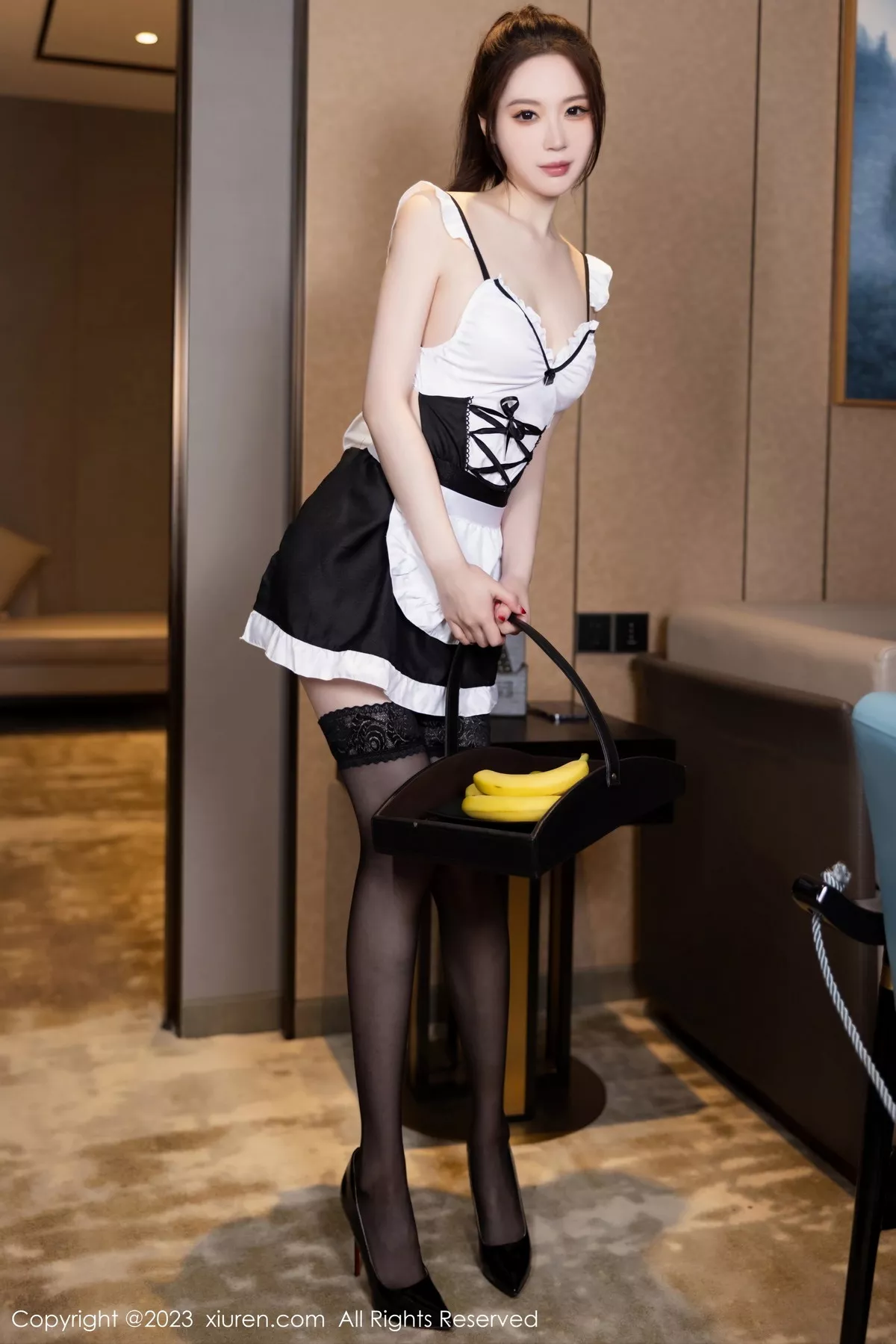 秀人集.com_[XiuRen秀人网]No.7536_模特梦心玥性感黑白色女仆服饰配魅惑黑丝秀曼妙身姿诱惑写真80P