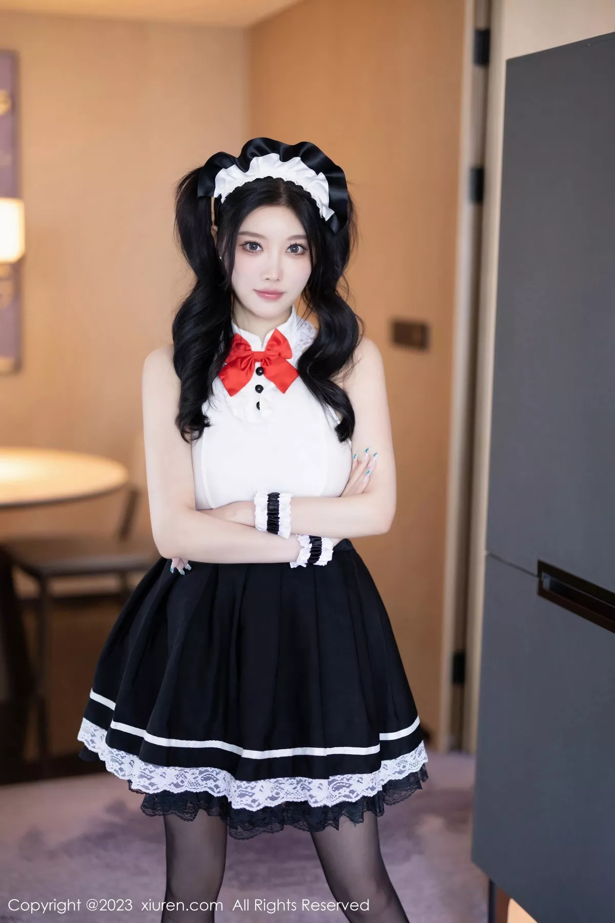 秀人集.com_[XiuRen秀人网]No.7590_女神杨晨晨Yome性感白色蕾丝内衣配白丝袜秀丰满身材诱惑写真92P