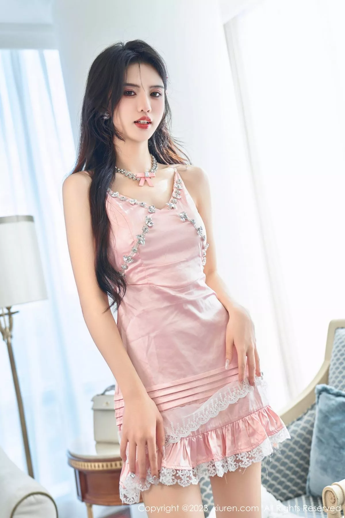 秀人集.com_[XiuRen秀人网]No.7595_模特浅浅Danny性感粉色连衣短裙半脱秀丰腴身姿撩人诱惑写真102P