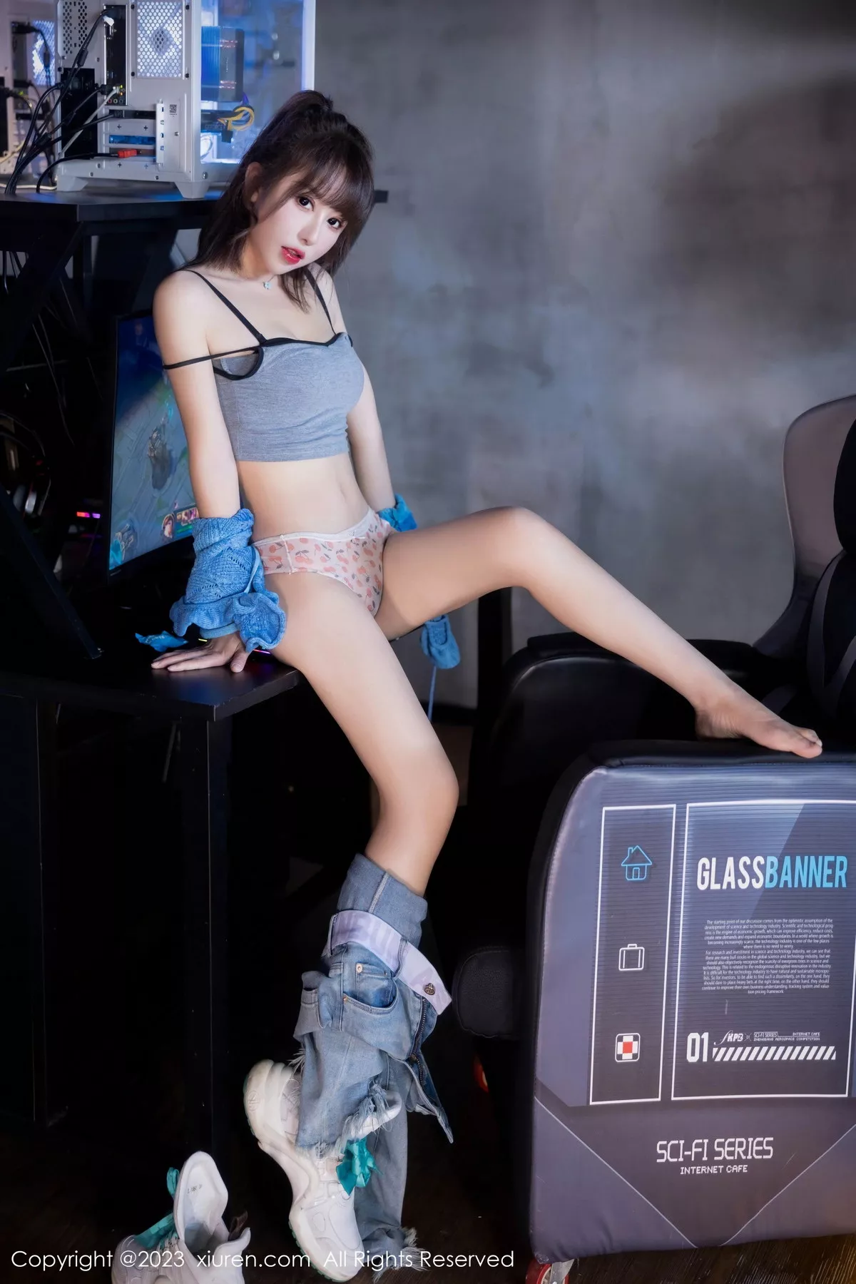 秀人集.com_[XiuRen秀人网]No.7540_模特白笑笑性感蓝色衣露灰色内衣配牛仔裤秀曼妙身姿诱惑写真80P