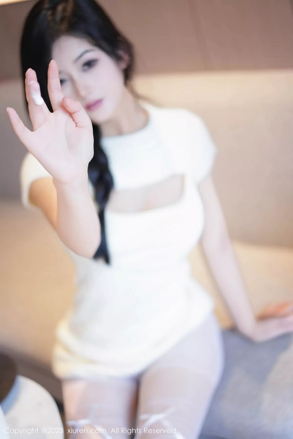 秀人集.com_[XiuRen秀人网]No.7542_模特小逗逗性感黑色OL装露蓝灰色蕾丝内衣配超薄黑丝诱惑写真78P