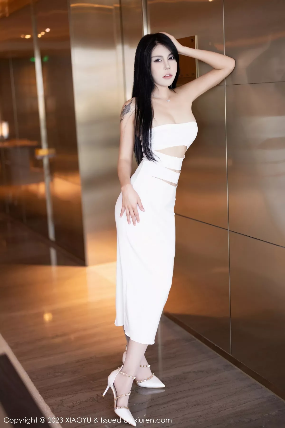 秀人集.com_[XiaoYu画语界]Vol.1141_模特金纯一性感黑色网纱情趣服饰配黑丝袜秀惹火身材诱惑写真88P