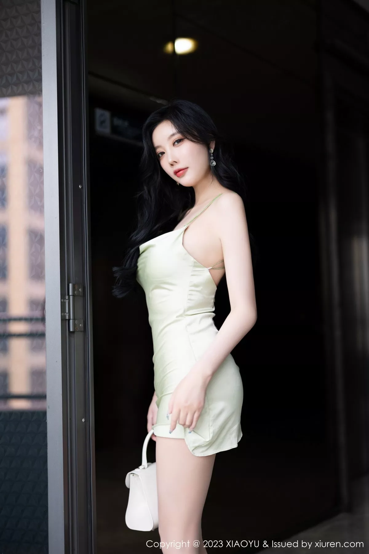 秀人集.com_[XiaoYu画语界]Vol.1143_女神杨晨晨性感淡绿薄纱短裙露绿灰色蕾丝情趣服完美诱惑写真93P