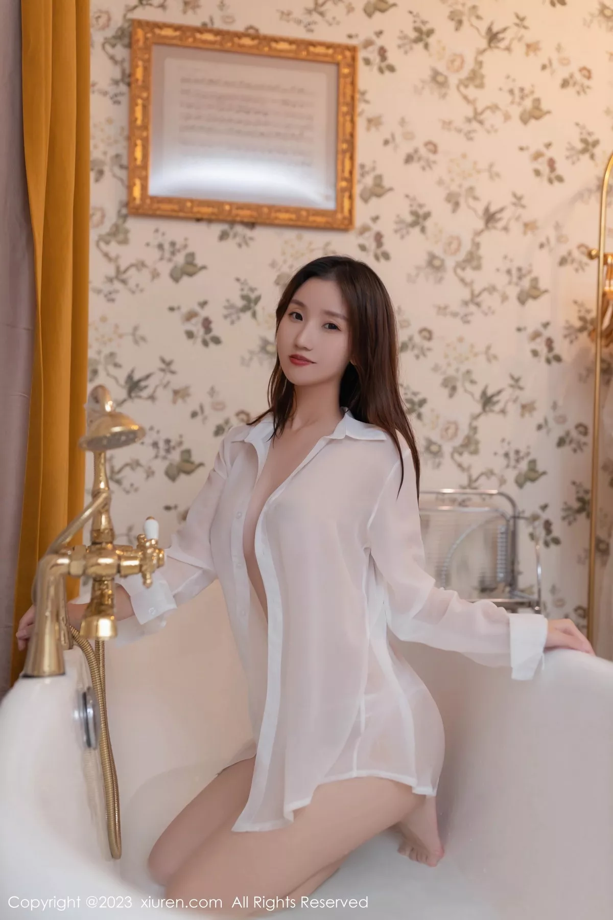 秀人集.com_[XiuRen秀人网]No.7668_模特杏子Yada浴室场景性感白T配蕾丝内裤秀撩人身姿诱惑写真82P