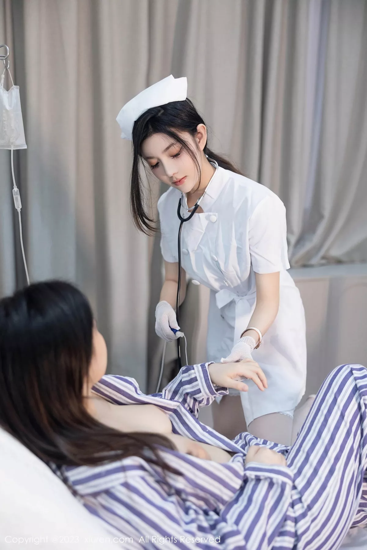 秀人集.com_[XiuRen秀人网]No.7683_模特合集豆瓣酱护士主题病号服饰配白色蕾丝袜秀美腿诱惑写真98P