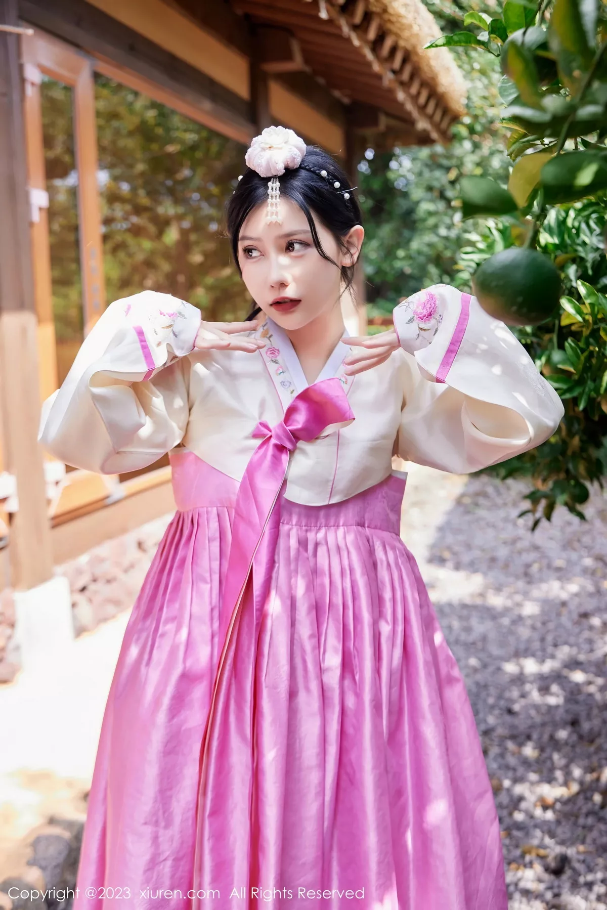 秀人集.com_[XiuRen秀人网]No.7564_模特尹甜甜性感艳红大长今服饰露轻透连体衣秀完美身材诱惑写真69P