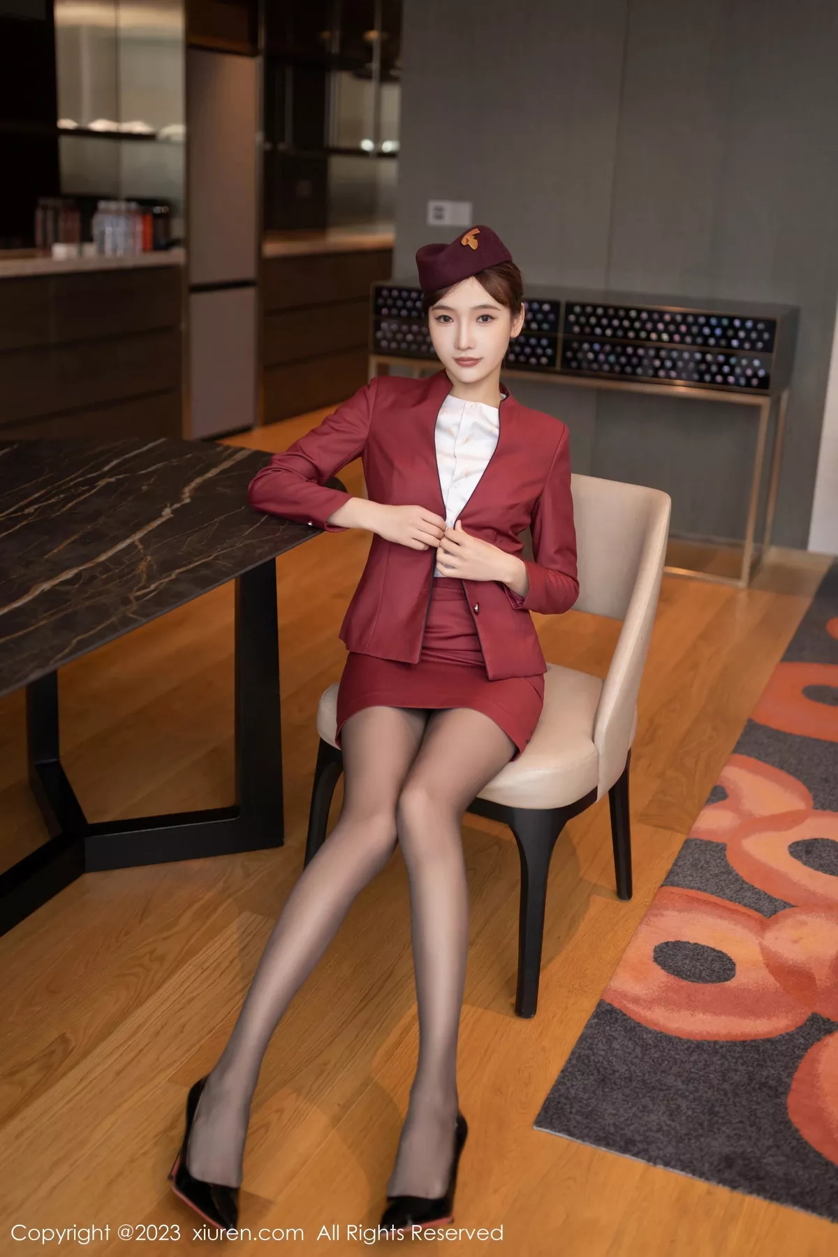 秀人集.com_[XiuRen秀人网]No.7569_模特陆萱萱脱空姐制服露性感黑色蕾丝内衣配超薄黑丝诱惑写真80P