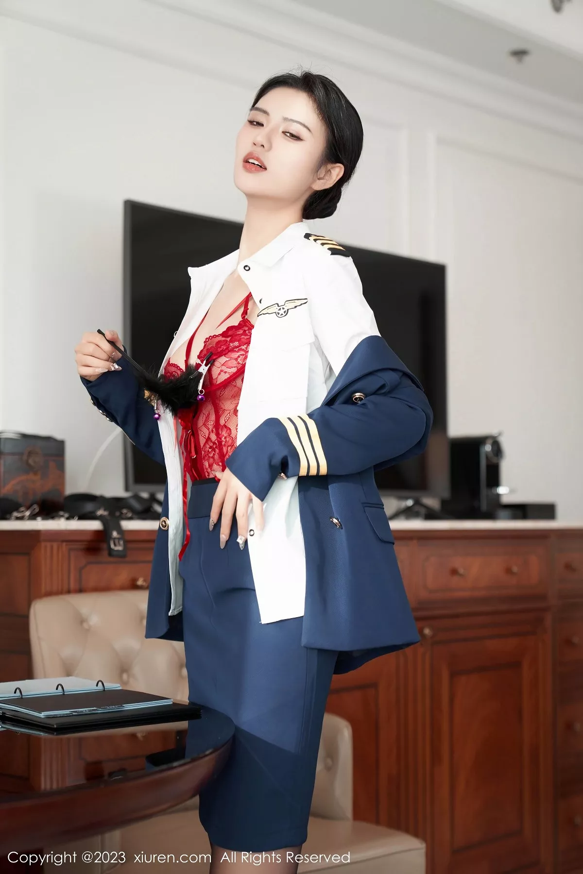 秀人集.com_[XiuRen秀人网]No.7737_模特浅浅Danny秘书角色装扮脱Ol制服露红色蕾丝内衣诱惑写真76P