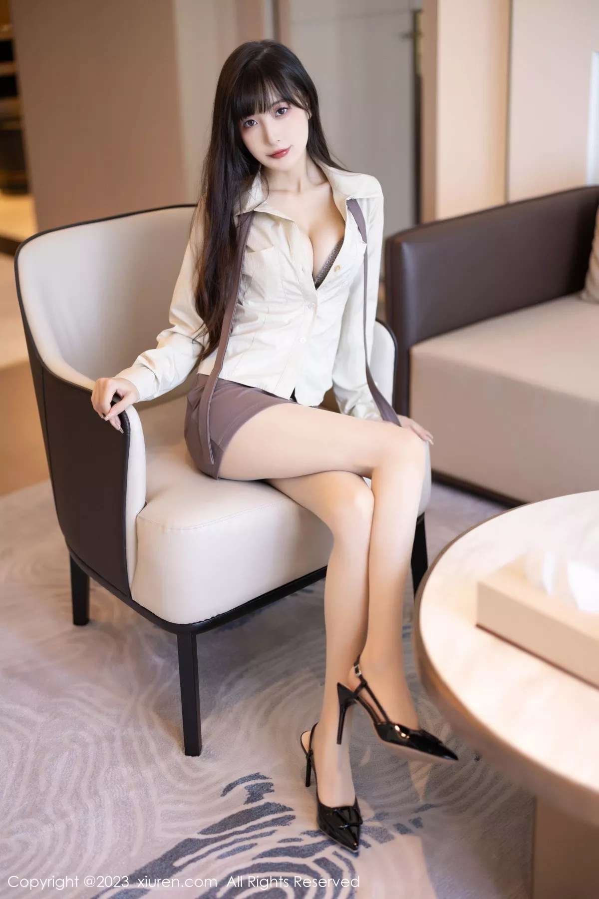 秀人集.com_[XiuRen秀人网]No.7745_模特林星阑性感杏色上衣配短裙露原色丝袜秀苗条身材诱惑写真83P