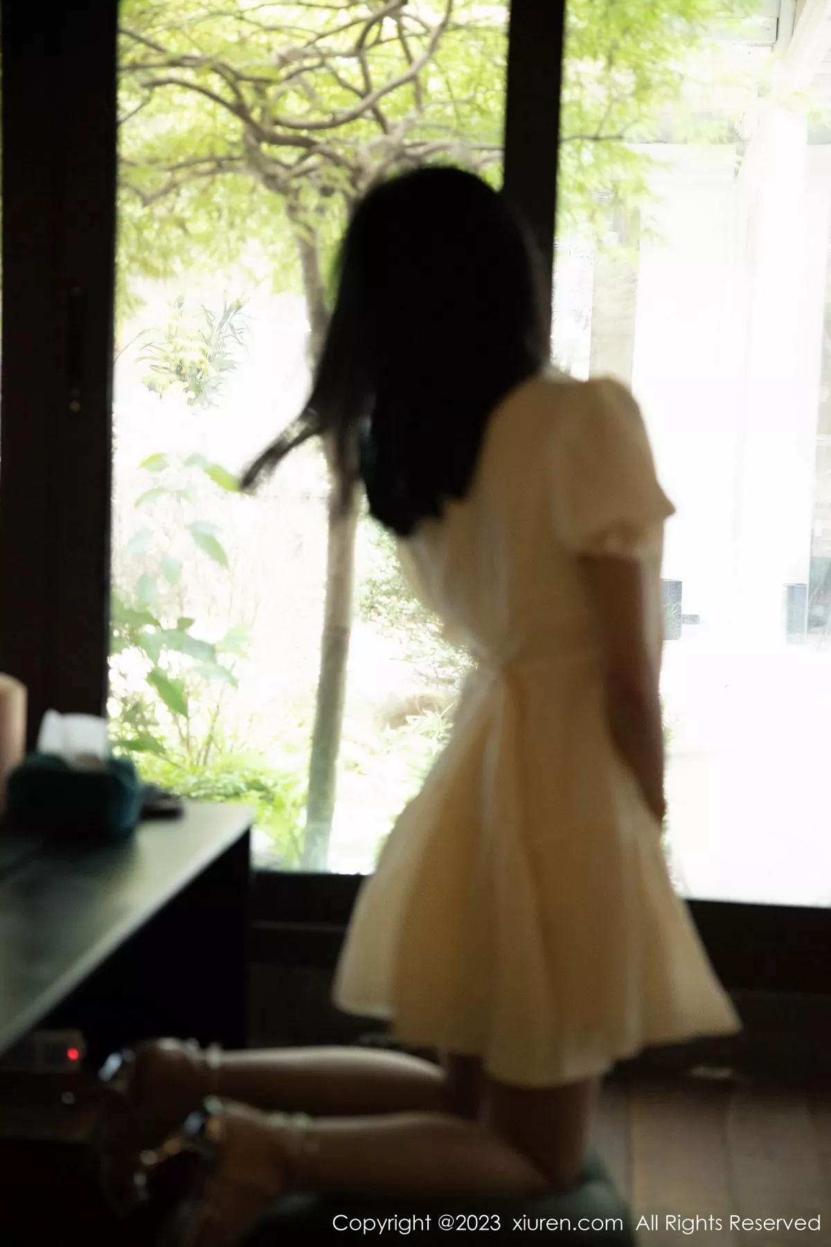 秀人集.com_[XiuRen秀人网]No.7742_模特糖豆sisi性感淡黄连衣裙露白色蕾丝内衣配原色丝袜诱惑写真62P