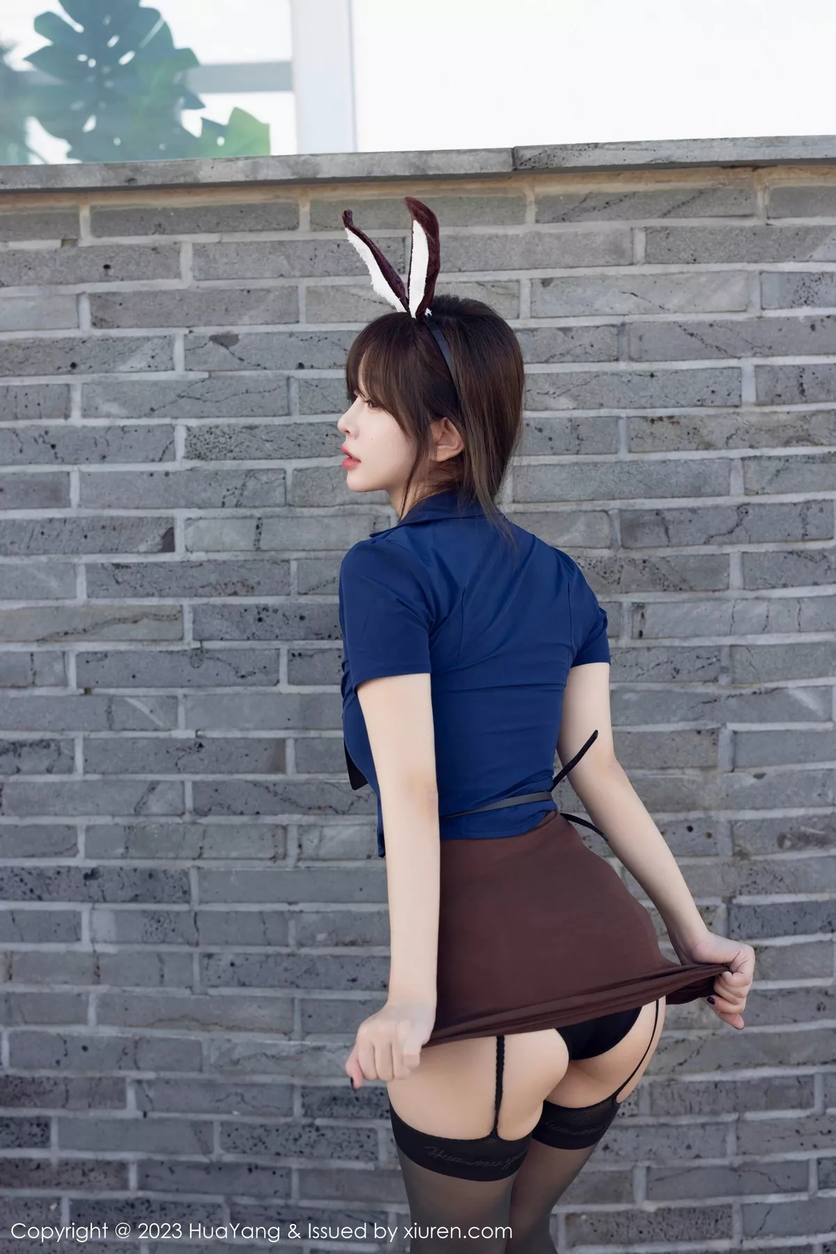 秀人集.com_[HuaYang花漾]Vol.555_女神王雨纯户外性感兔女郎装扮黑丝吊袜秀翘臀美腿撩人诱惑写真113P