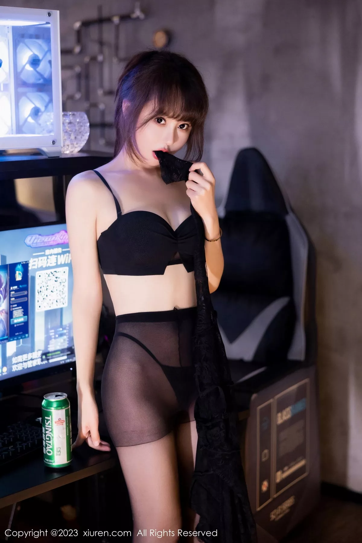 秀人集.com_[XiuRen秀人网]No.7751_新人模特韩系学妹黑色网纹上衣露轻透内衣配超薄黑丝魅惑写真101P