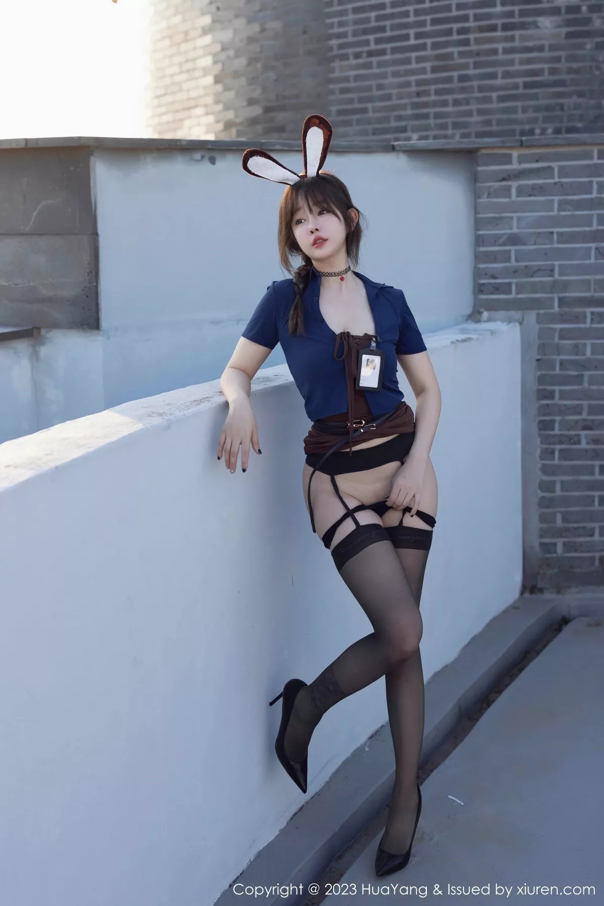 秀人集.com_[HuaYang花漾]Vol.555_女神王雨纯户外性感兔女郎装扮黑丝吊袜秀翘臀美腿撩人诱惑写真113P