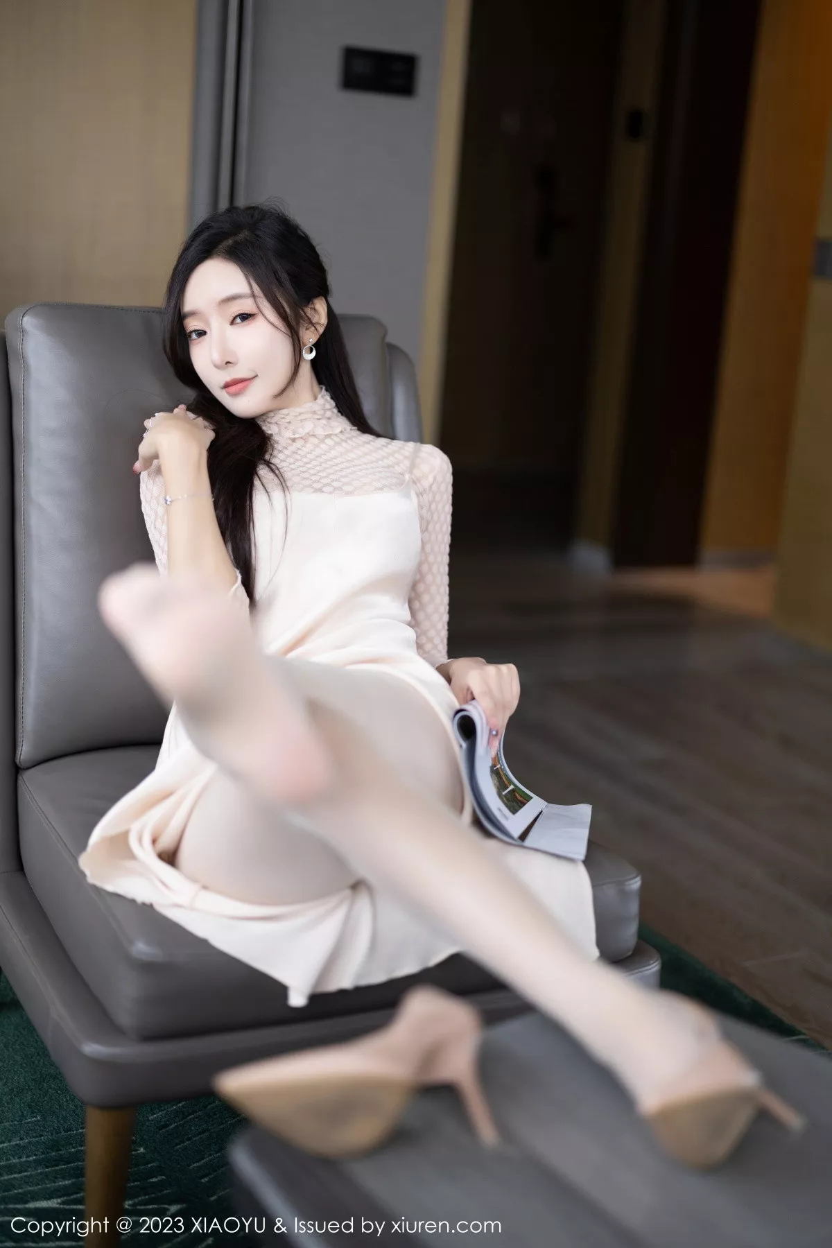 秀人集.com_[XiaoYu画语界]Vol.1157_女神王馨瑶淡黄色连衣短裙+性感网纱情趣服秀惹火身材诱惑写真85P