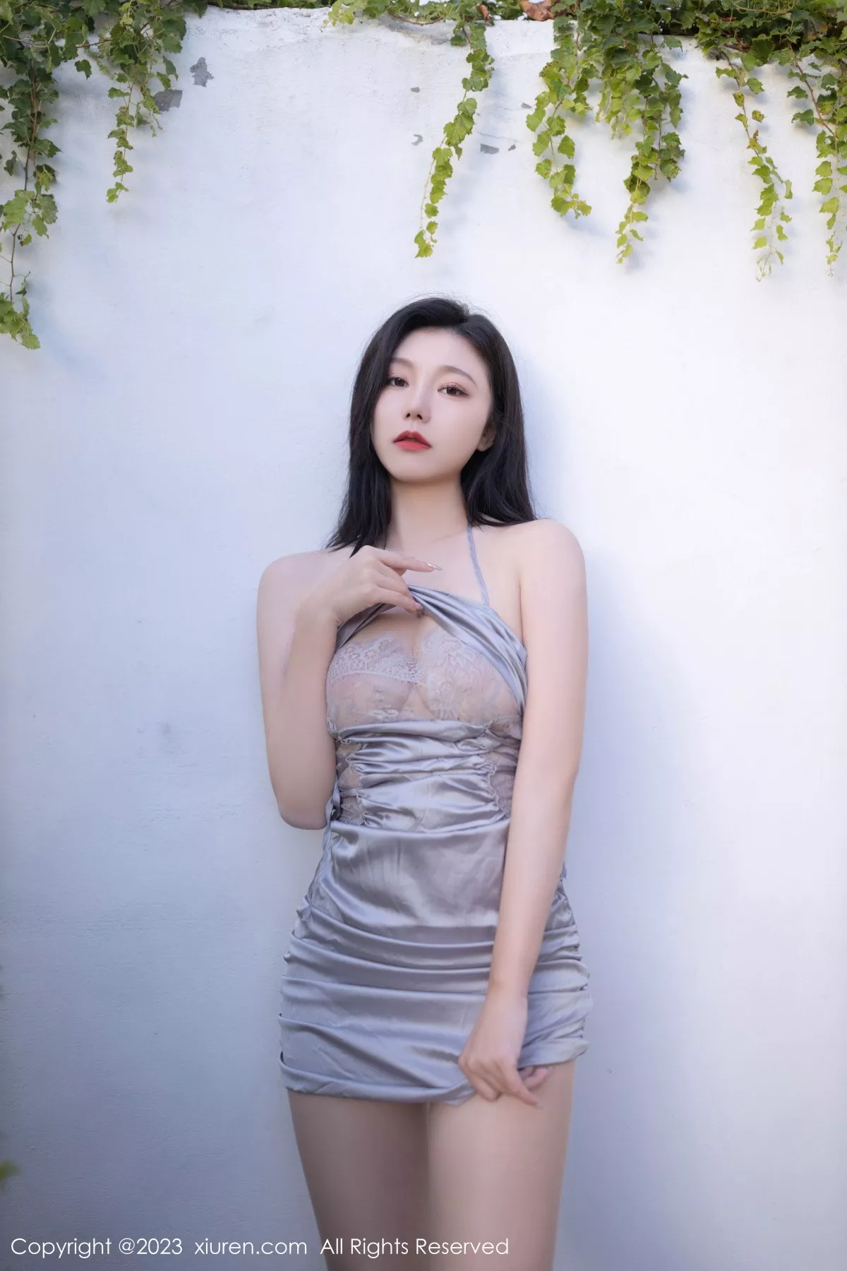 秀人集.com_[XiuRen秀人网]No.7765_模特安然anran性感灰色吊带短裙配原色丝袜秀翘臀美腿诱惑写真80P