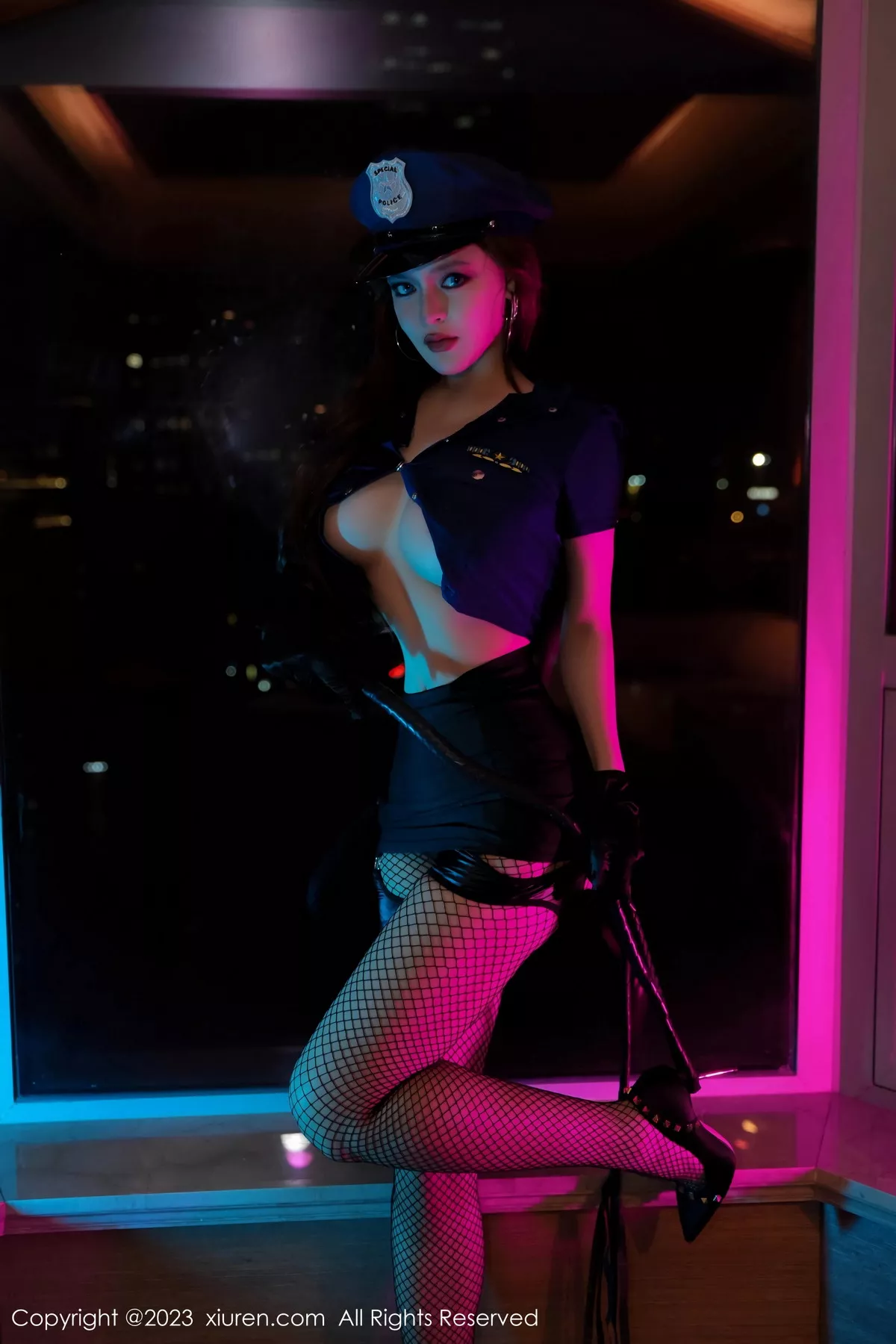 秀人集.com_[XiuRen秀人网]No.7767_模特伊丽莎有点白深色情趣制服配黑丝网袜秀惹火身材诱惑写真54P