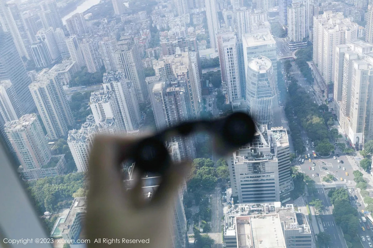 秀人集.com_[XiuRen秀人网]No.7789_模特幼幼性感白色轻透睡衣服饰半脱秀翘臀美腿完美诱惑写真83P