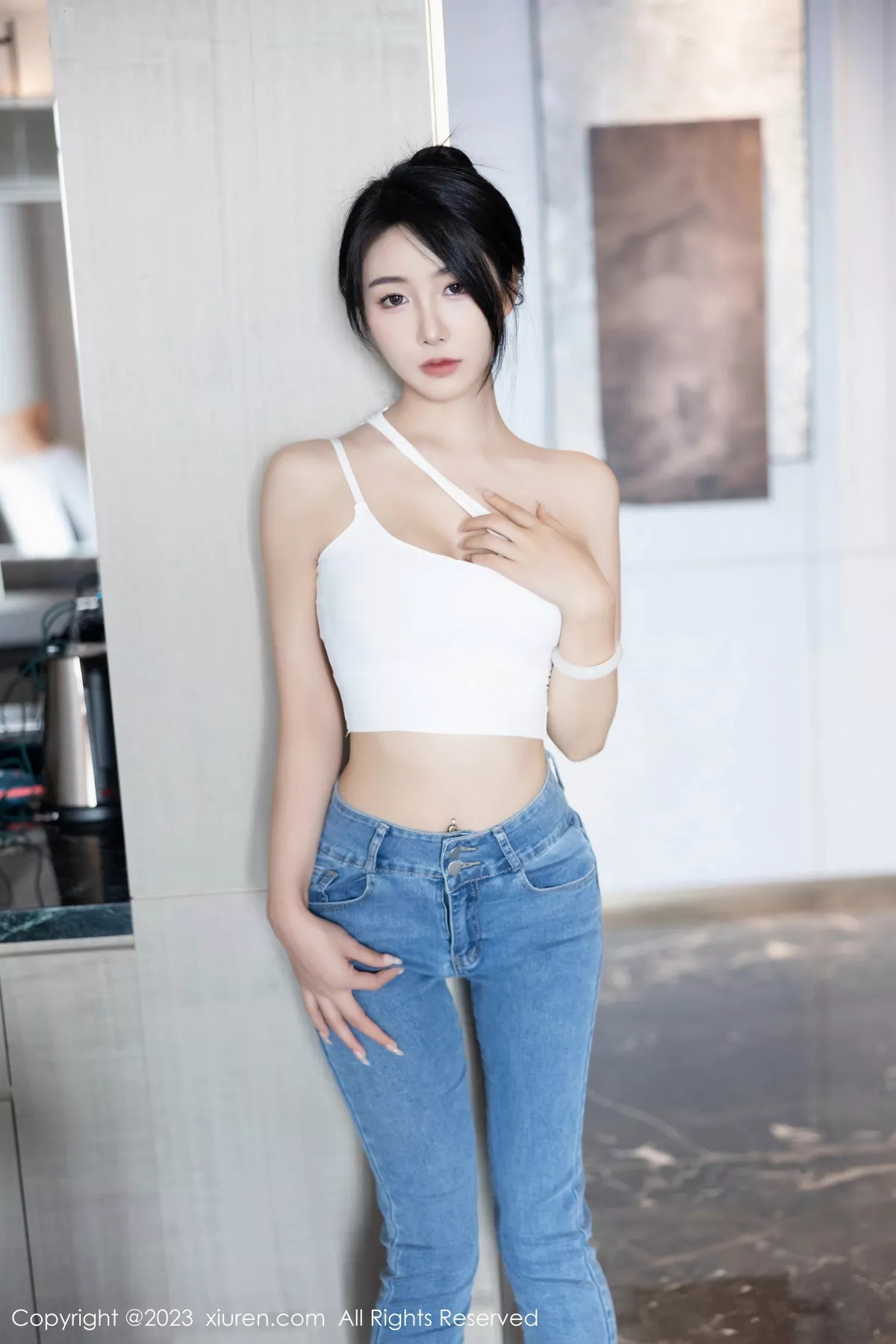 秀人集.com_[XiuRen秀人网]No.7781_女神苏苏阿性感白色上衣配简约牛仔裤秀曼妙绝美身姿诱惑写真95P