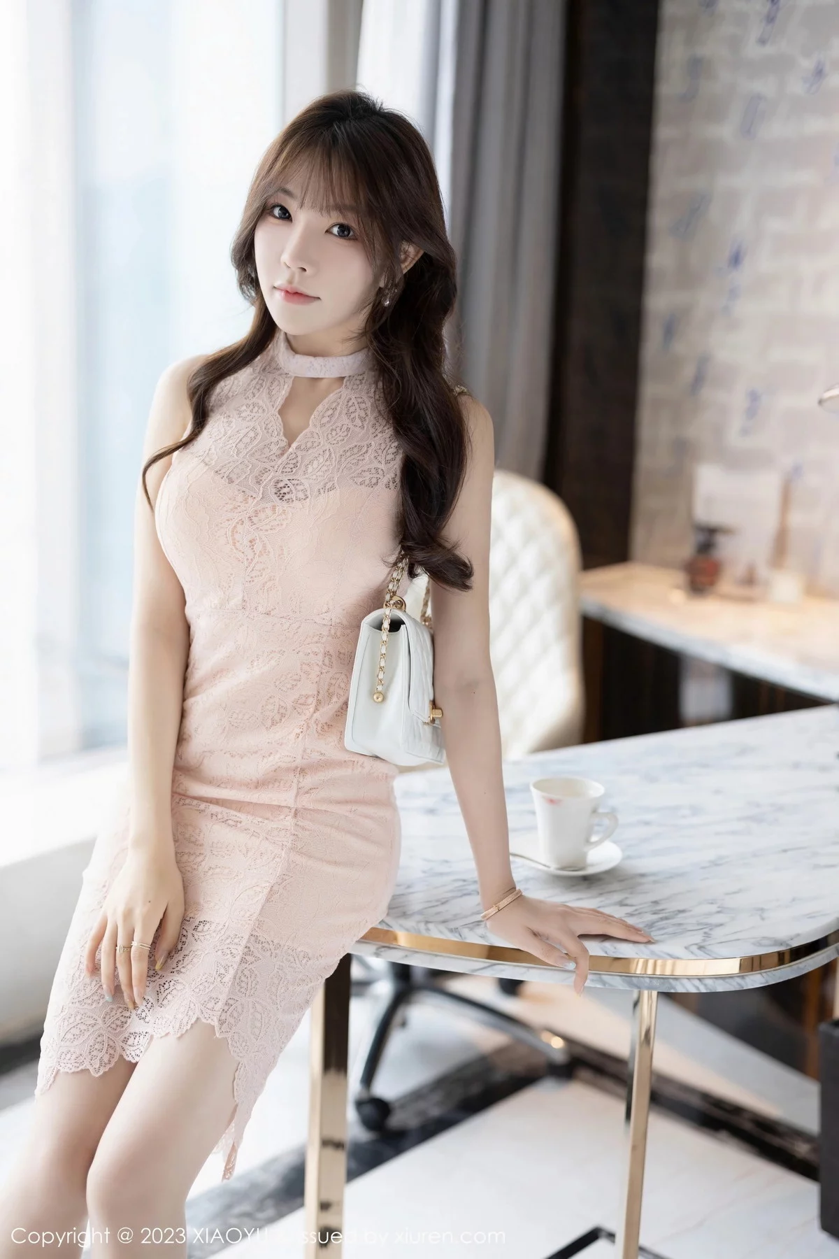 秀人集.com_[XiaoYu画语界]Vol.1162_女神徐莉芝Booty性感粉色连衣裙露粉色内衣秀曼妙身姿诱惑写真87P