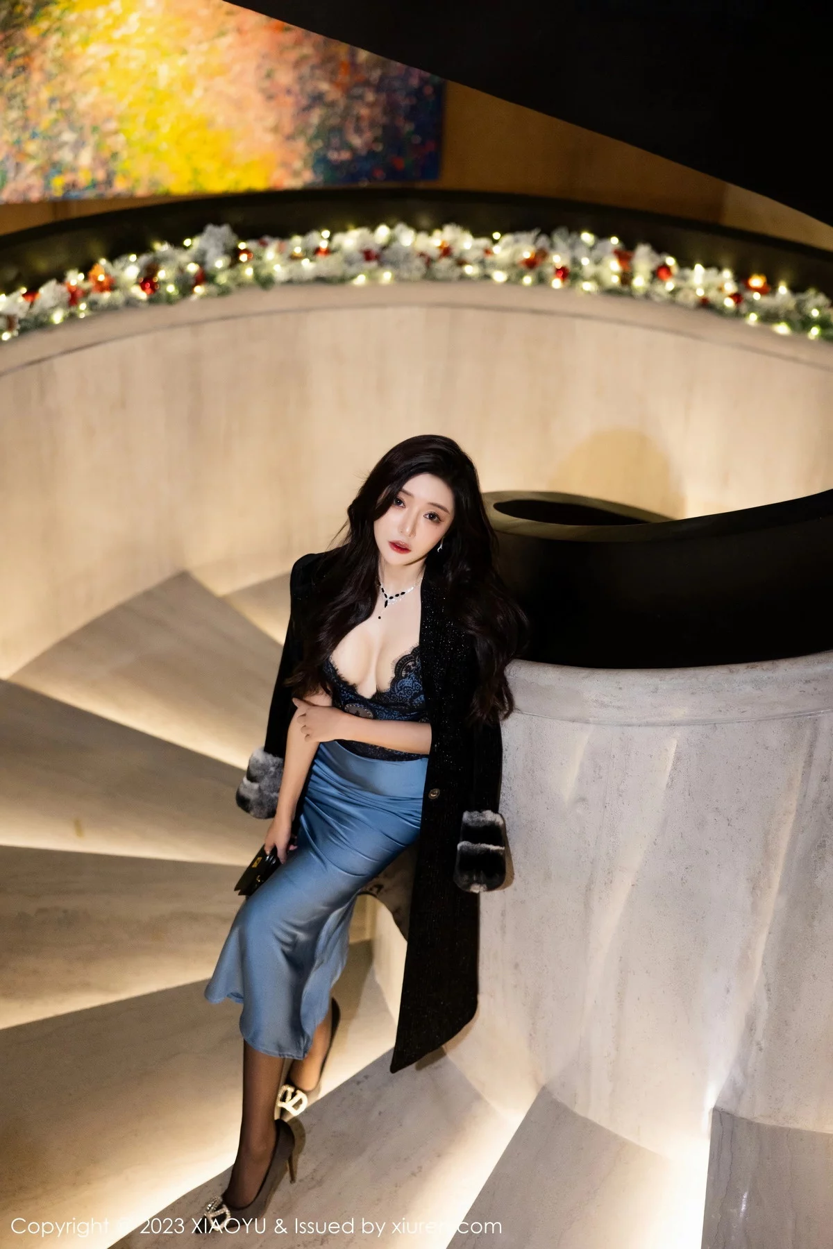 秀人集.com_[XiaoYu画语界]Vol.1163_女神王馨瑶yanni性感蓝黑连衣礼裙配黑丝袜秀曼妙身姿诱惑写真93P